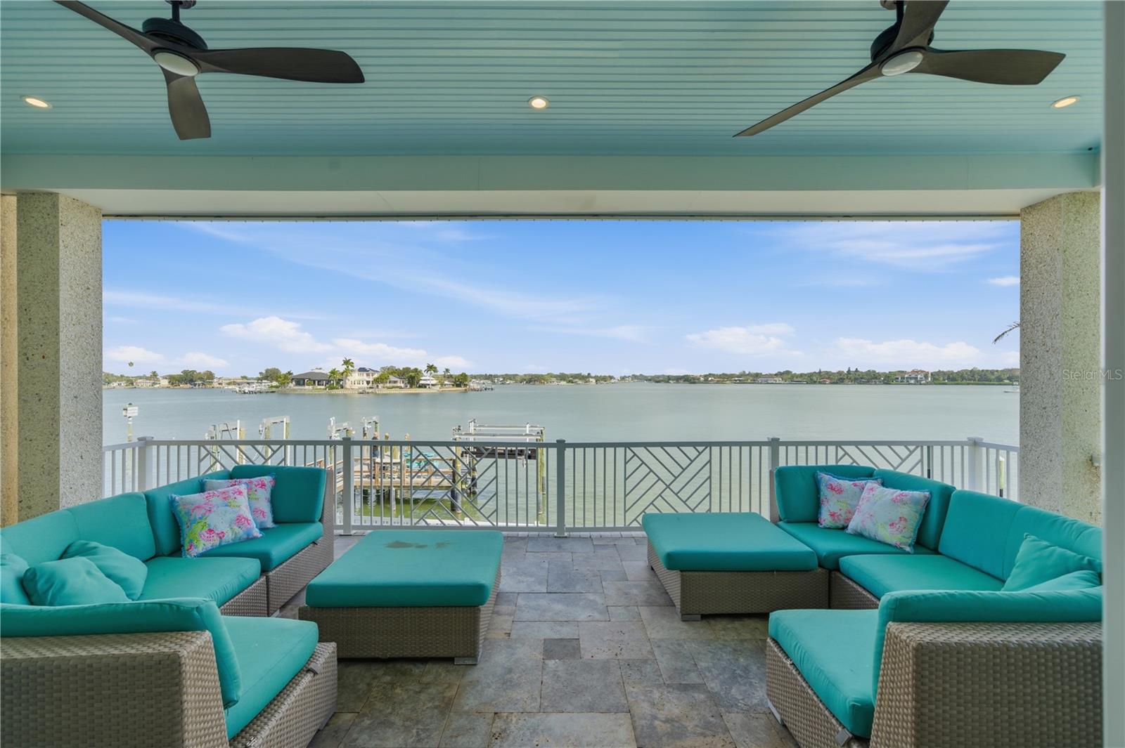 391 12TH AVENUE, Indian Rocks Beach, FL 33785