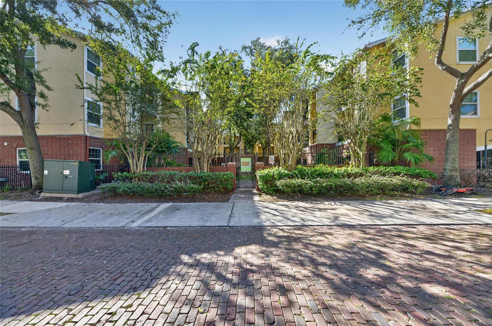 2010 E PALM AVENUE, #14217, Tampa, FL 33605 2010 E PALM AVENUE, #14217, Tampa, FL 33605