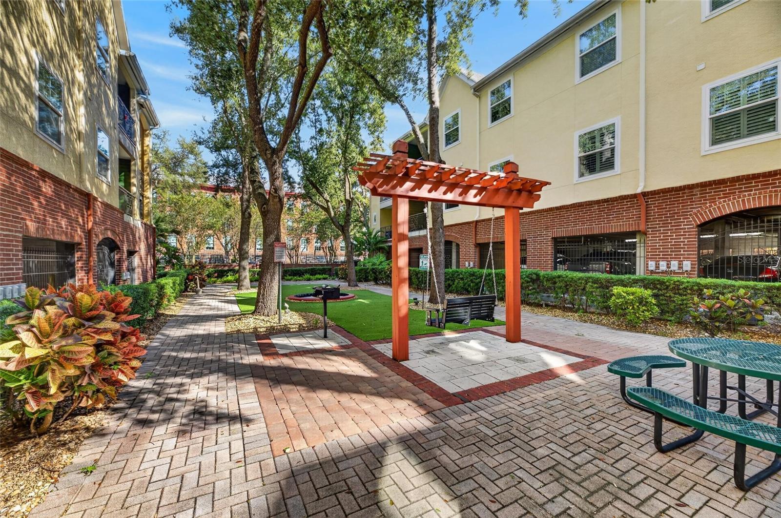 2010 E PALM AVENUE, #14217, Tampa, FL 33605 2010 E PALM AVENUE, #14217, Tampa, FL 33605