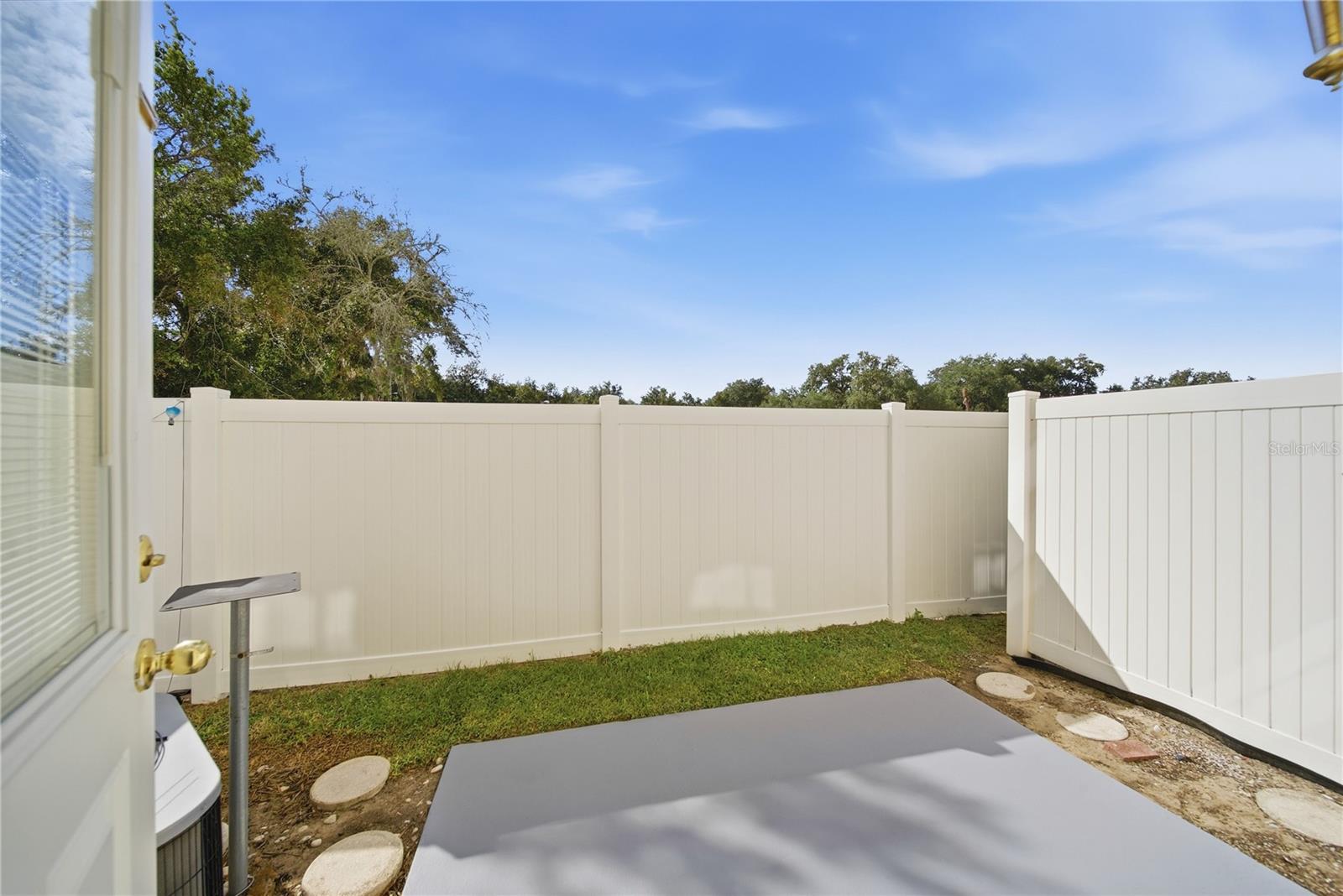 13535 EMBASSY PARK COURT, Dade City, FL 33525