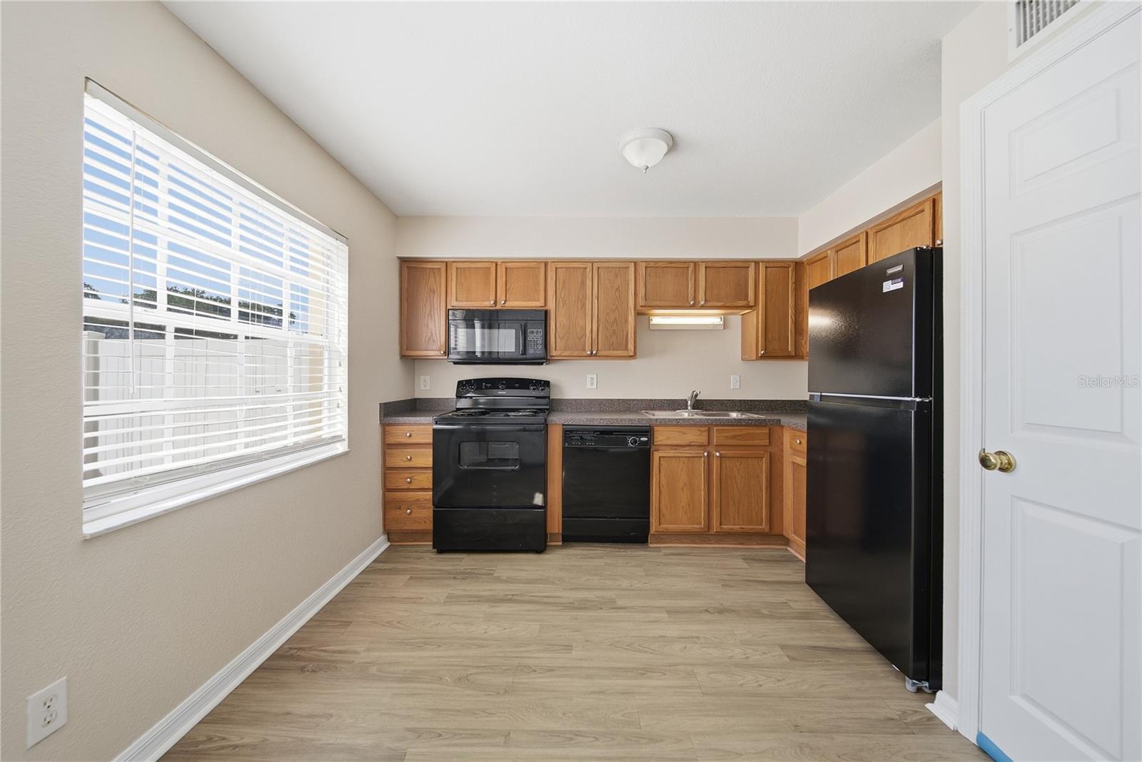13535 EMBASSY PARK COURT, Dade City, FL 33525