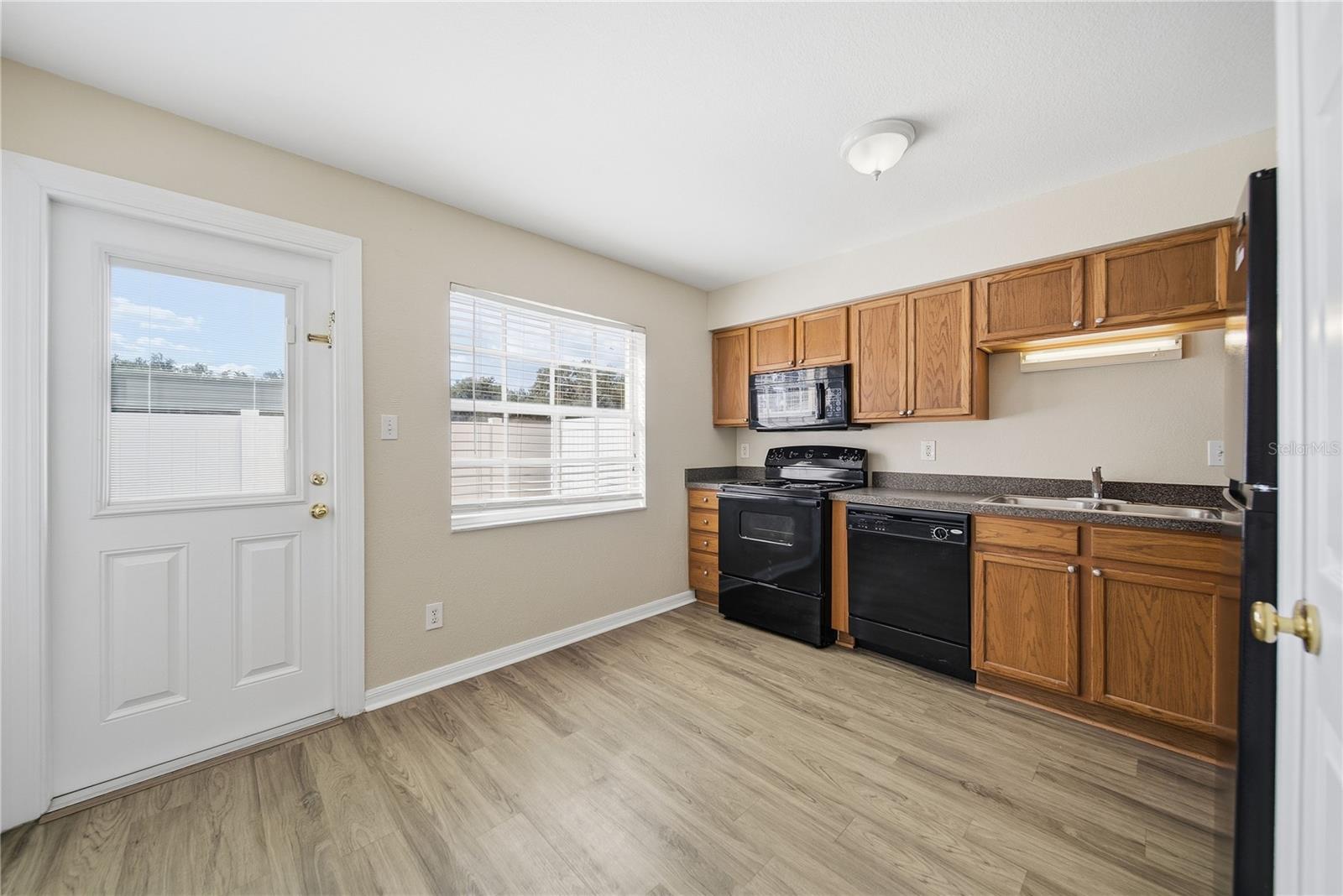 13535 EMBASSY PARK COURT, Dade City, FL 33525