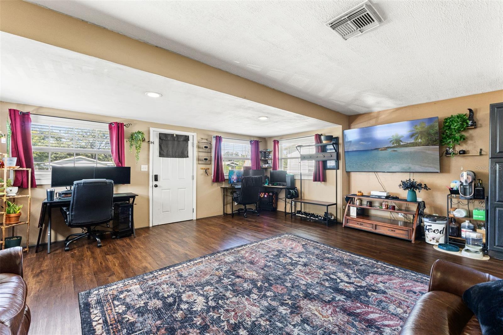 3321 23RD STREET N, St Petersburg, FL 33713 3321 23RD STREET N, St Petersburg, FL 33713