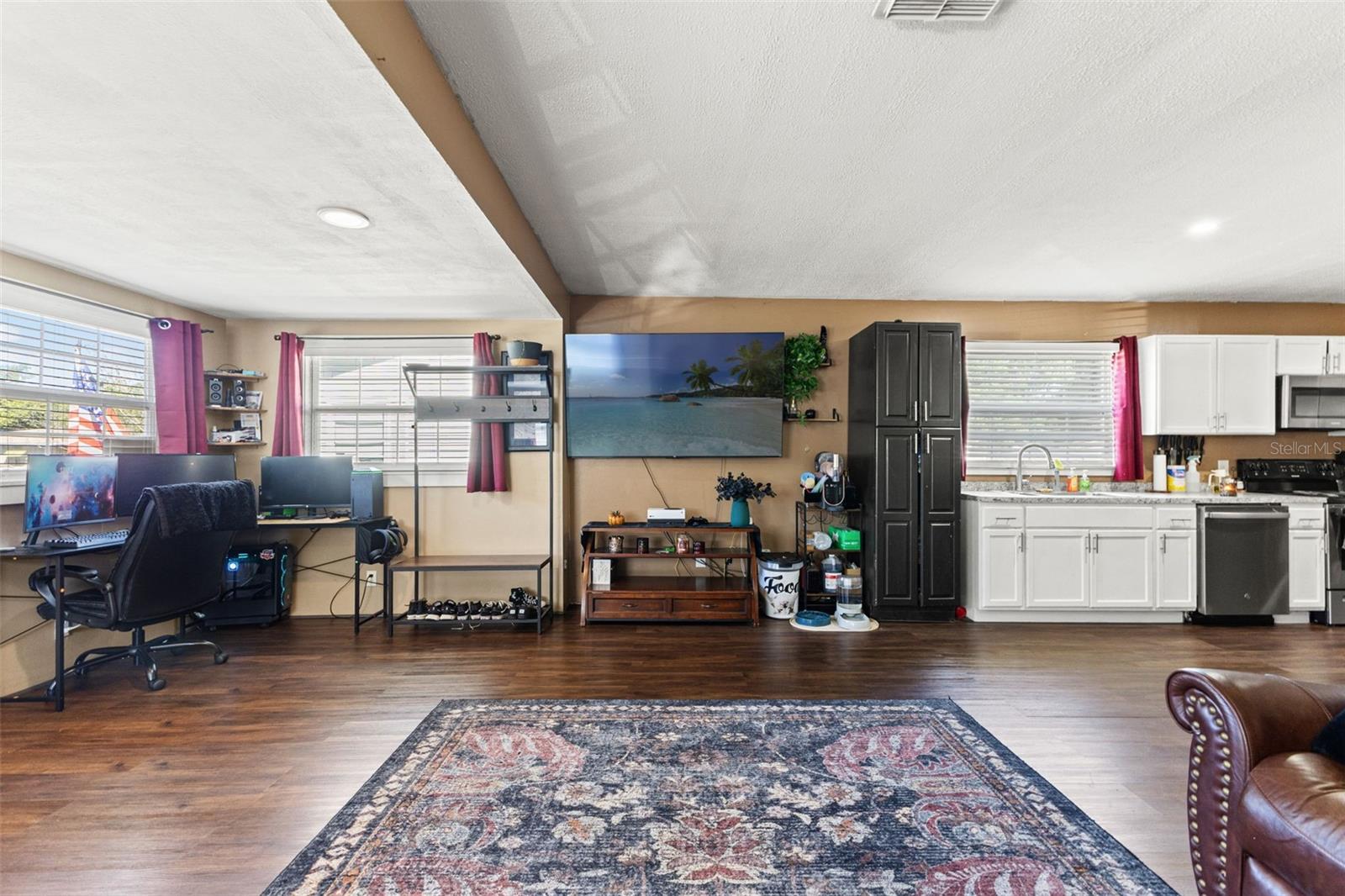 3321 23RD STREET N, St Petersburg, FL 33713 3321 23RD STREET N, St Petersburg, FL 33713