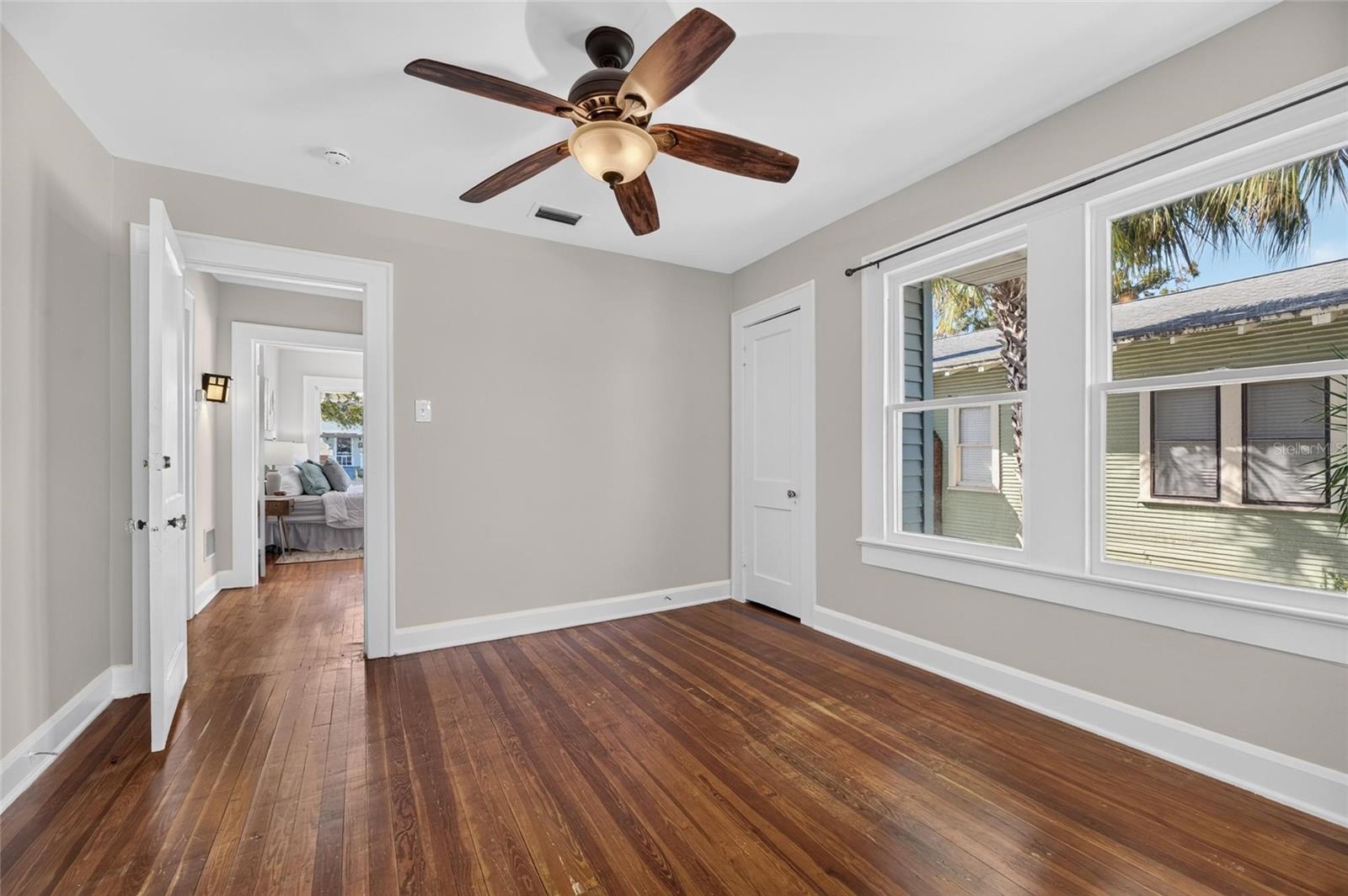 307 W GIDDENS AVENUE, Tampa, FL 33603