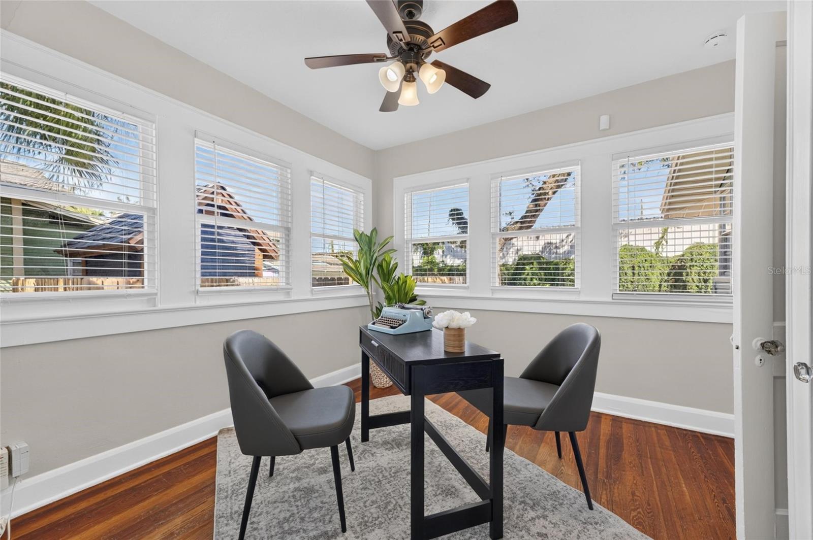 307 W GIDDENS AVENUE, Tampa, FL 33603