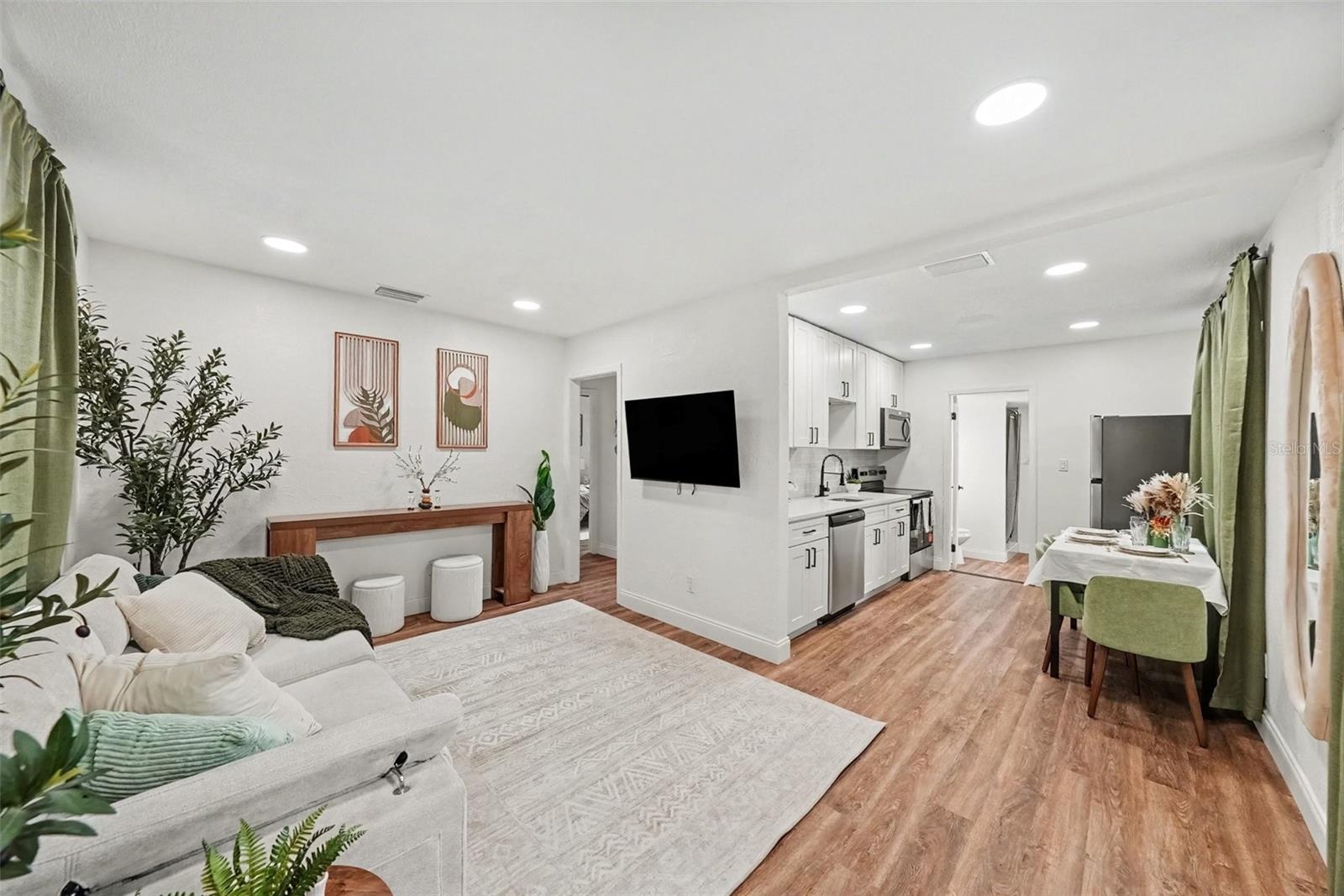1228 56TH AVENUE N, St Petersburg, FL 33703 1228 56TH AVENUE N, St Petersburg, FL 33703