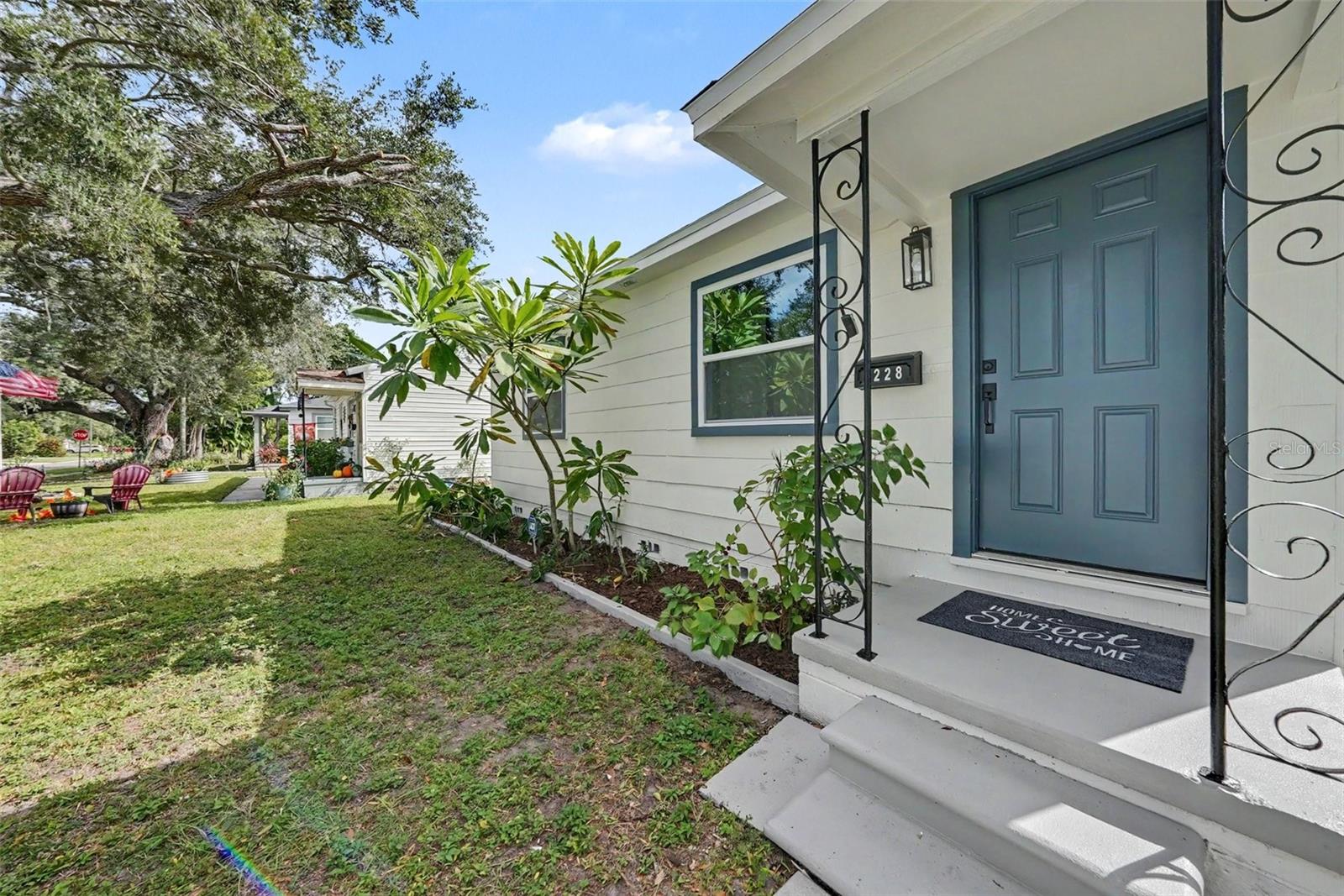 1228 56TH AVENUE N, St Petersburg, FL 33703