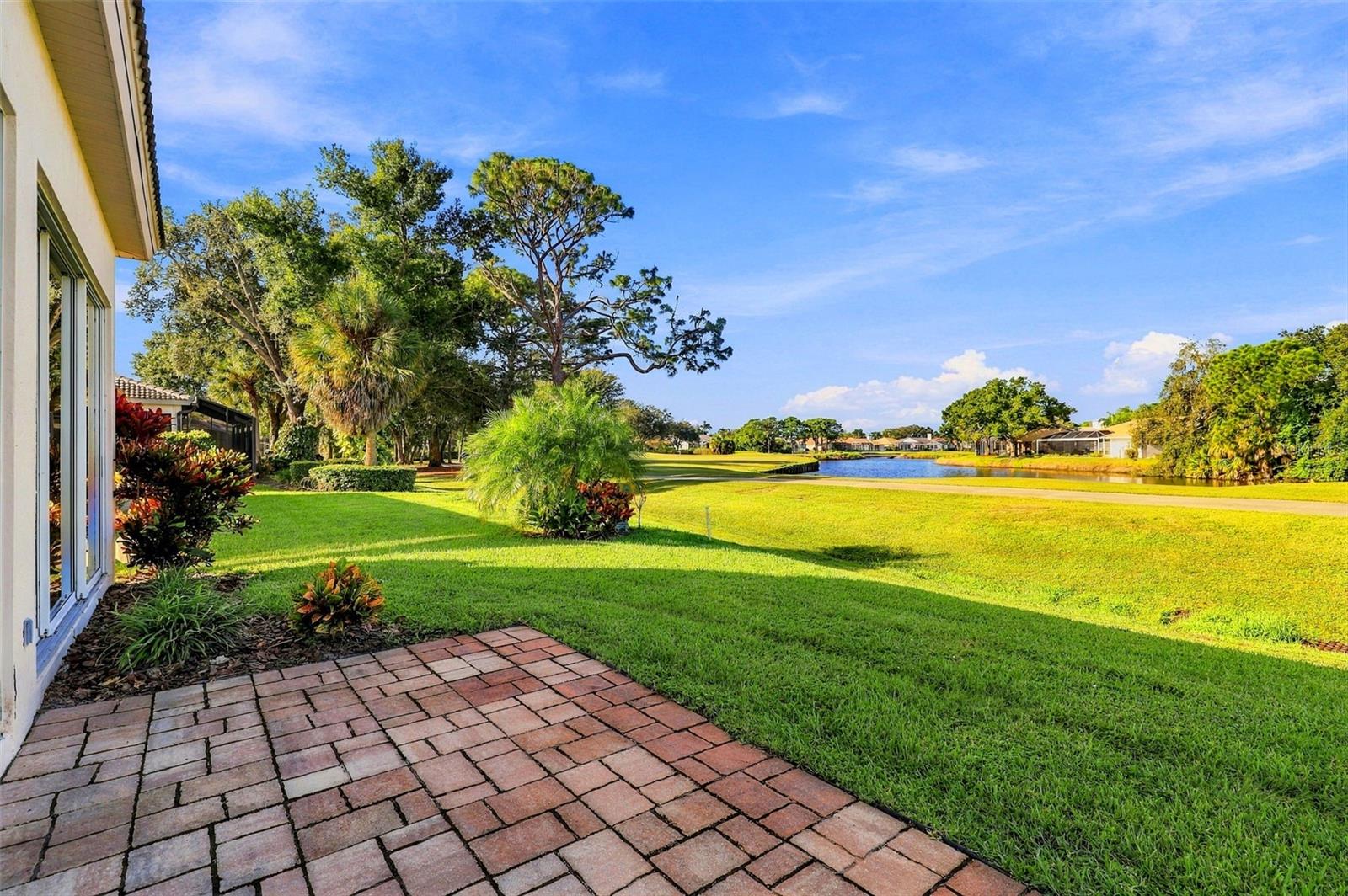 5683 DOWNHAM MEADOWS, Sarasota, FL 34235