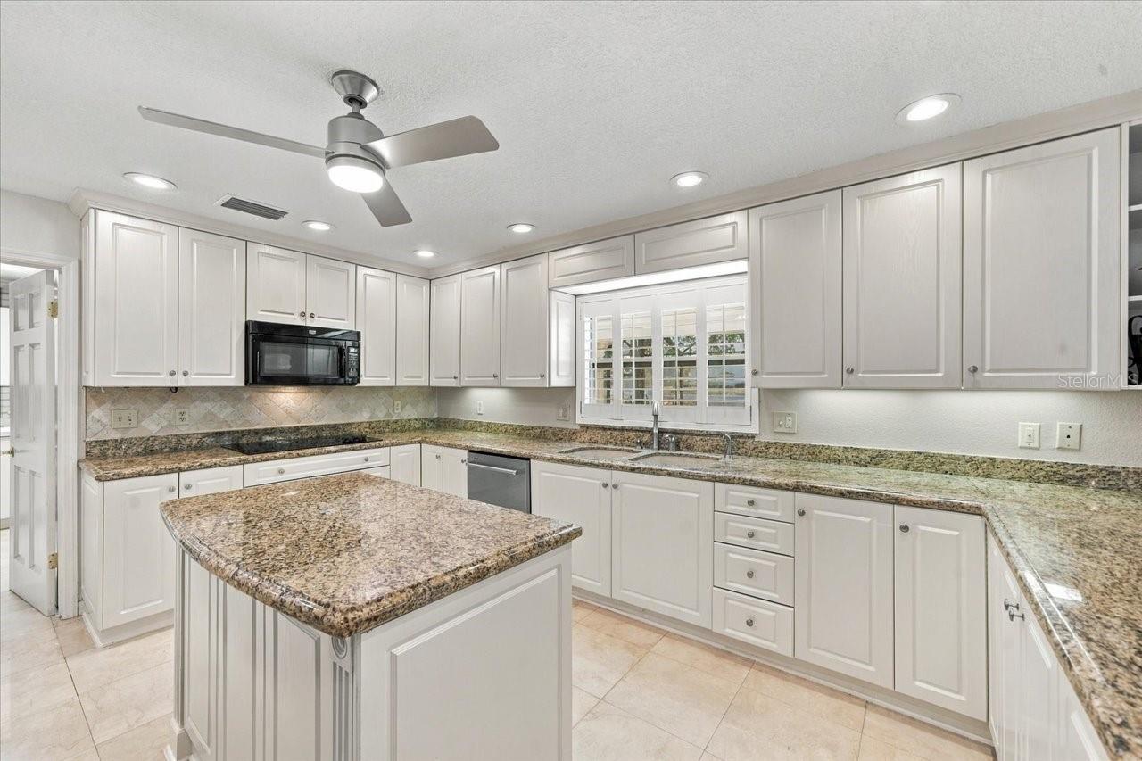 2534 HERON LANE N, Clearwater, FL 33762