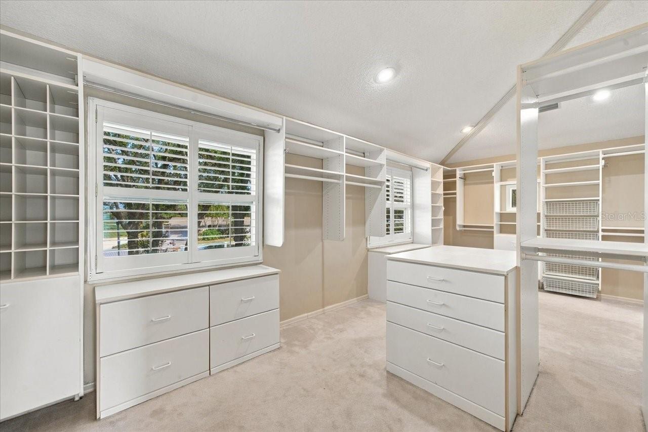 2534 HERON LANE N, Clearwater, FL 33762