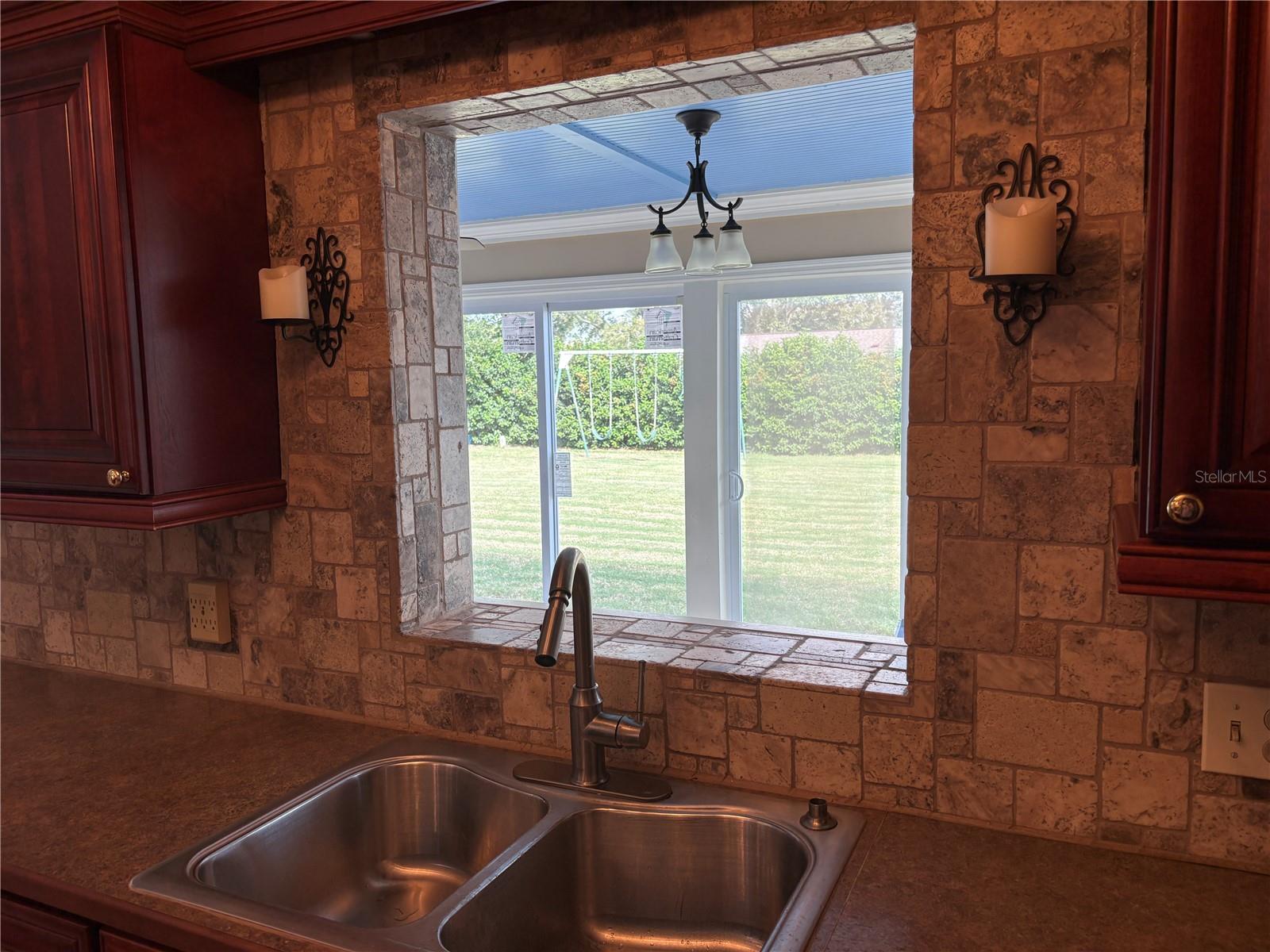 1813 ORANGE HILL DRIVE, Brandon, FL 33510