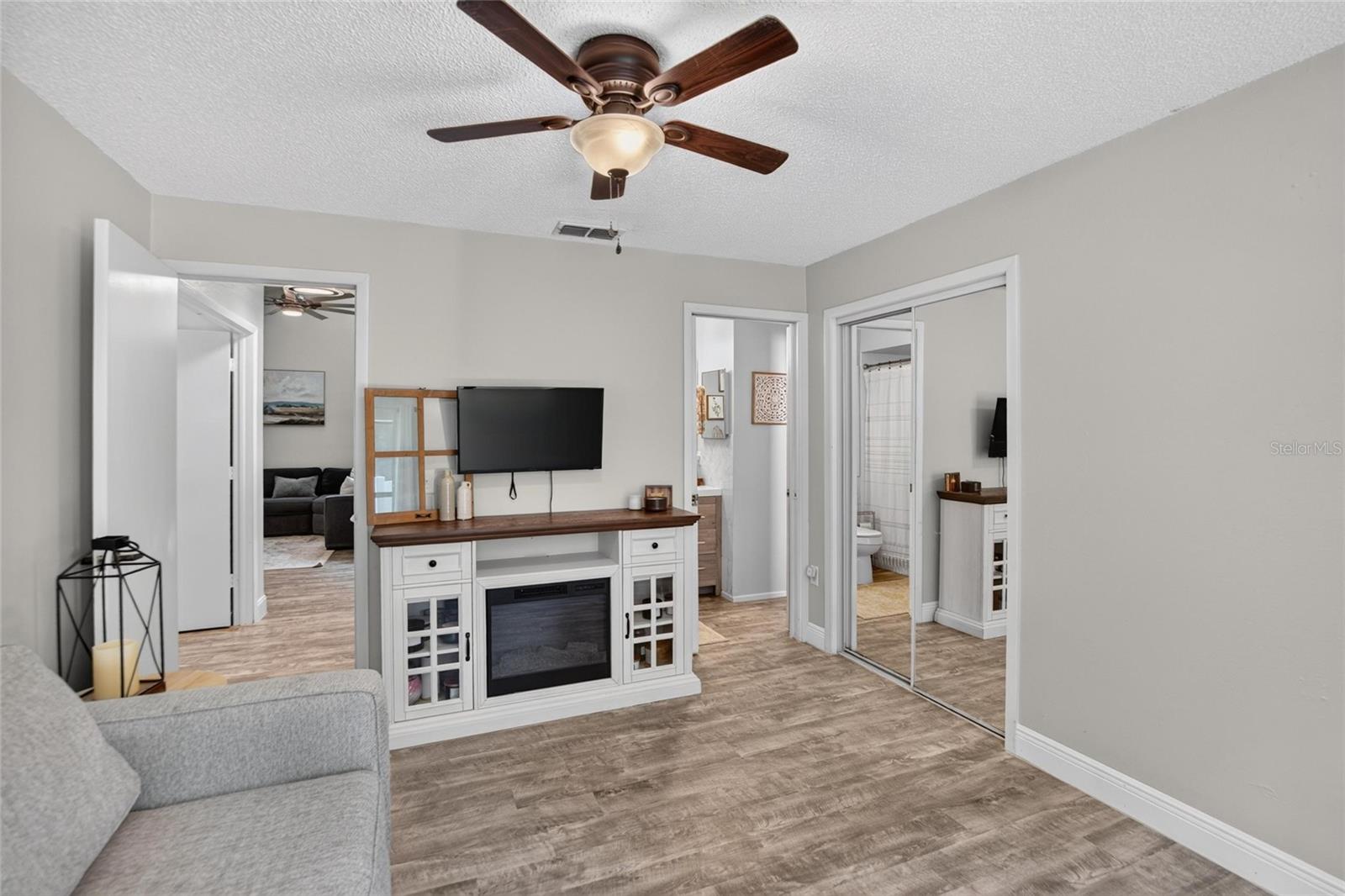 5490 GREYSTON STREET, Palm Harbor, FL 34685