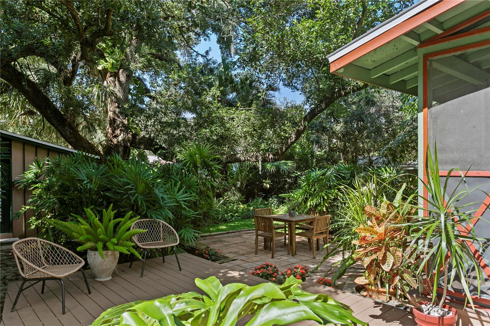 6916 N 20TH STREET, Tampa, FL 33610