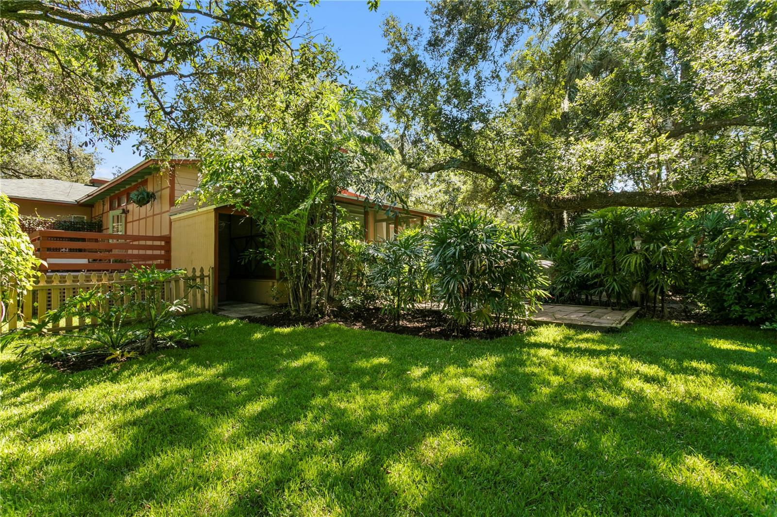 6916 N 20TH STREET, Tampa, FL 33610