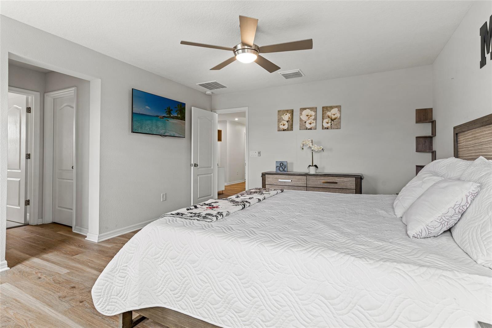 10480 HAWKS LANDING DRIVE, Land O Lakes, FL 34638