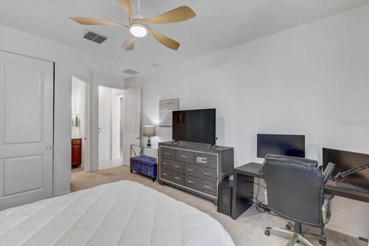 2848 QUAIL CREST COURT, Valrico, FL 33594