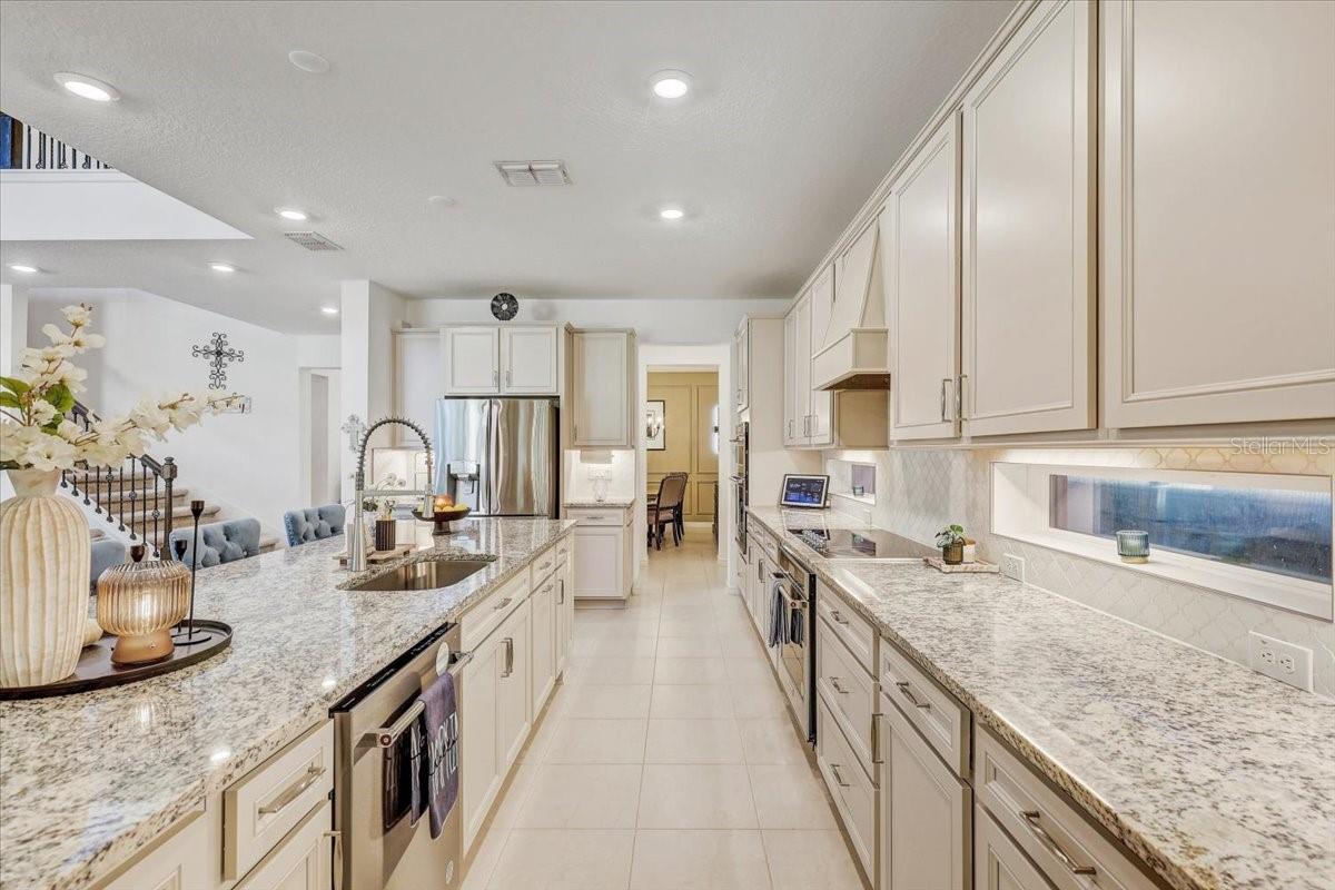 2848 QUAIL CREST COURT, Valrico, FL 33594