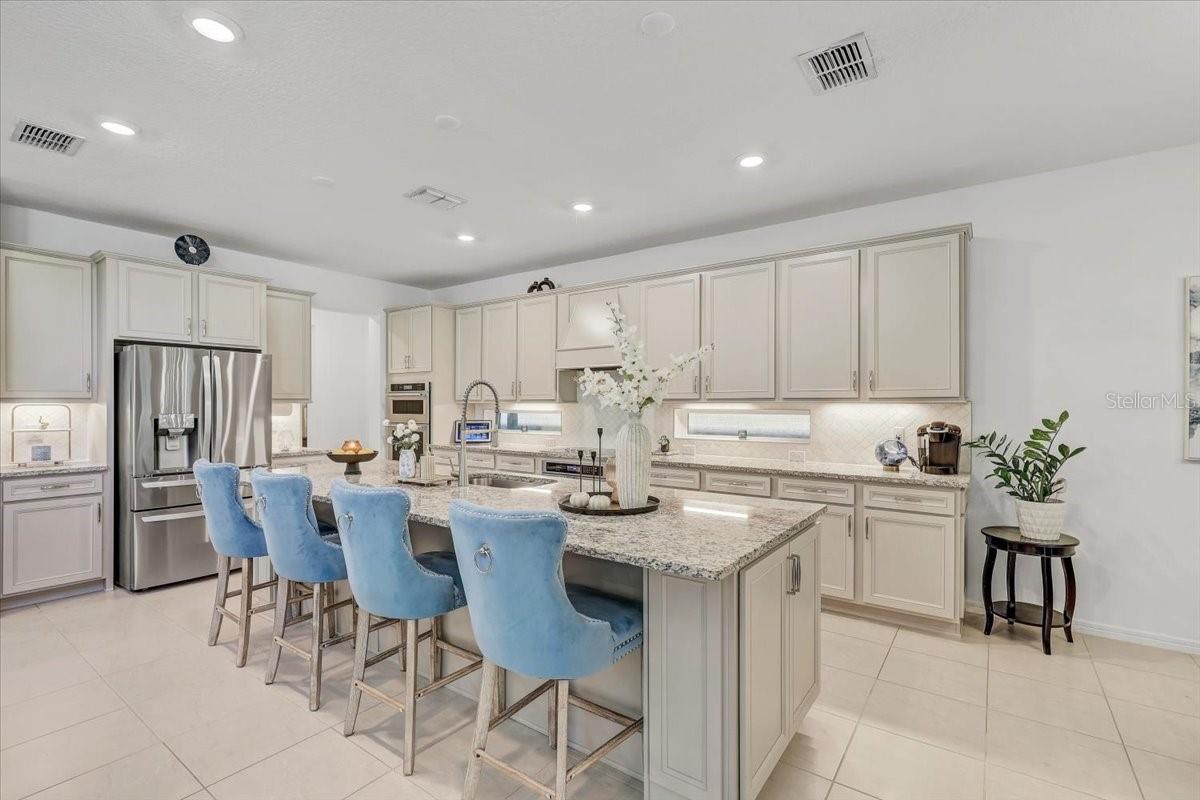 2848 QUAIL CREST COURT, Valrico, FL 33594