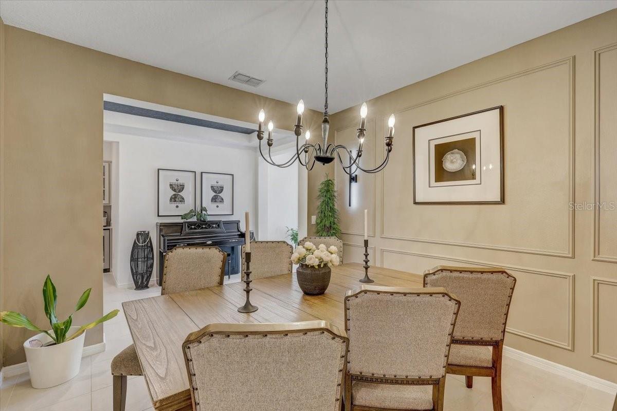 2848 QUAIL CREST COURT, Valrico, FL 33594