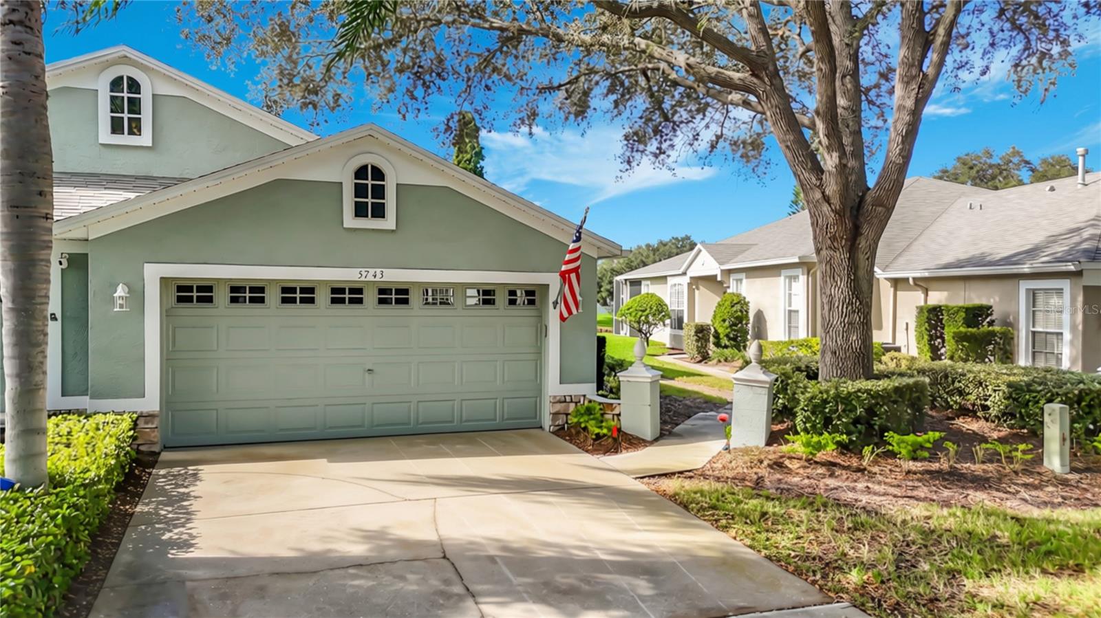 Welcome Home to LOW MAINTENANCE LIVING!