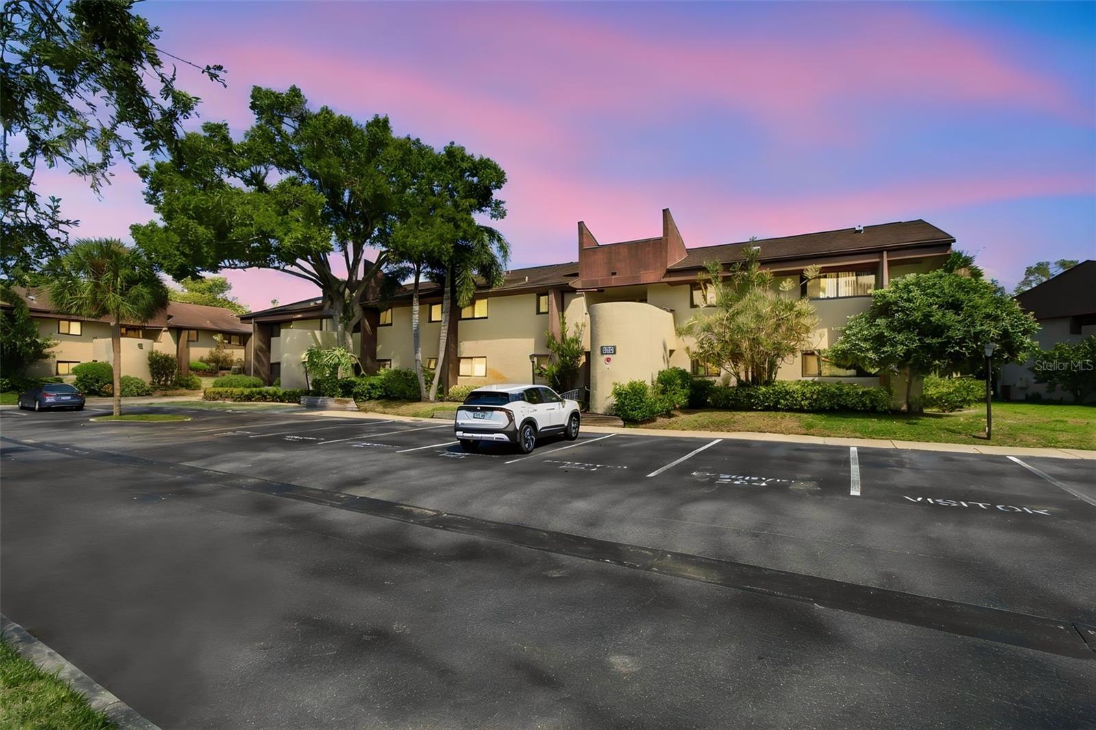 875 S VILLAGE DRIVE N, #104, St Petersburg, FL 33716
