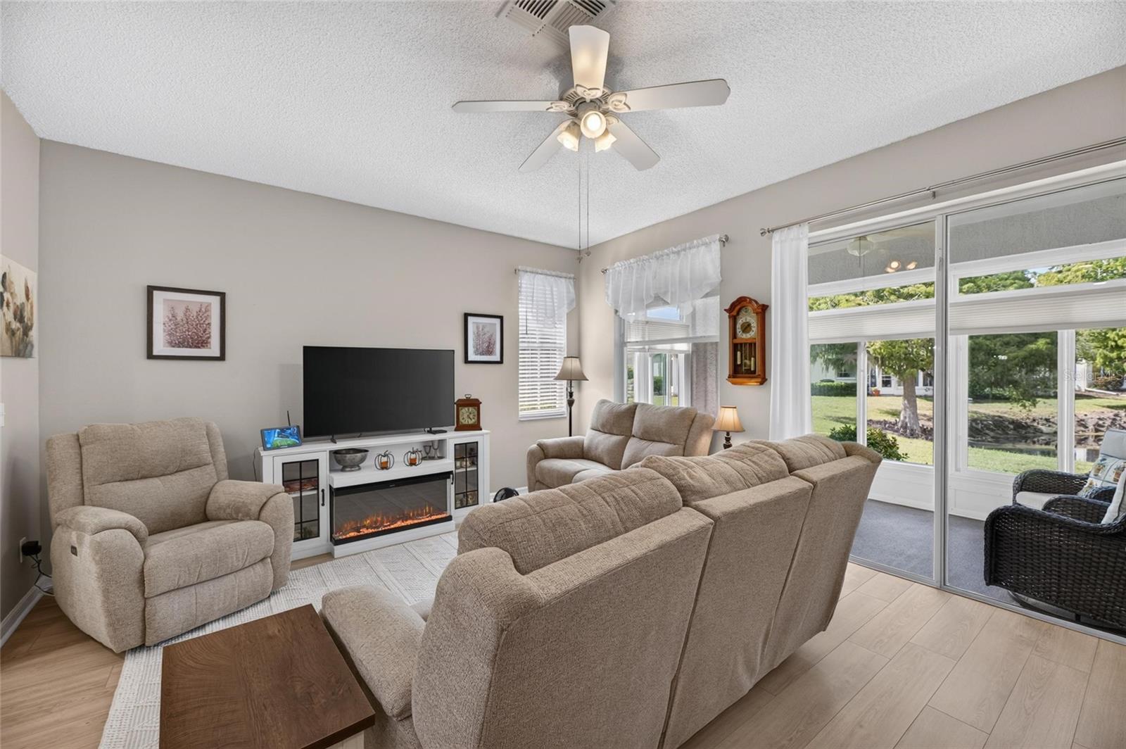 828 TREMONT GREENS LANE, #134, Sun City Center, FL 33573
