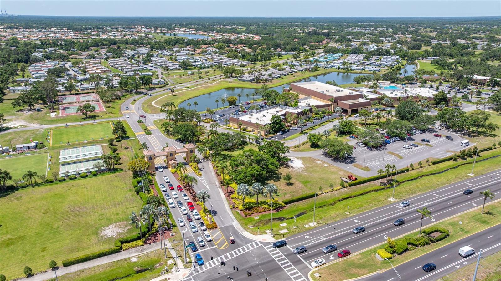 Kings Point Main Entrance