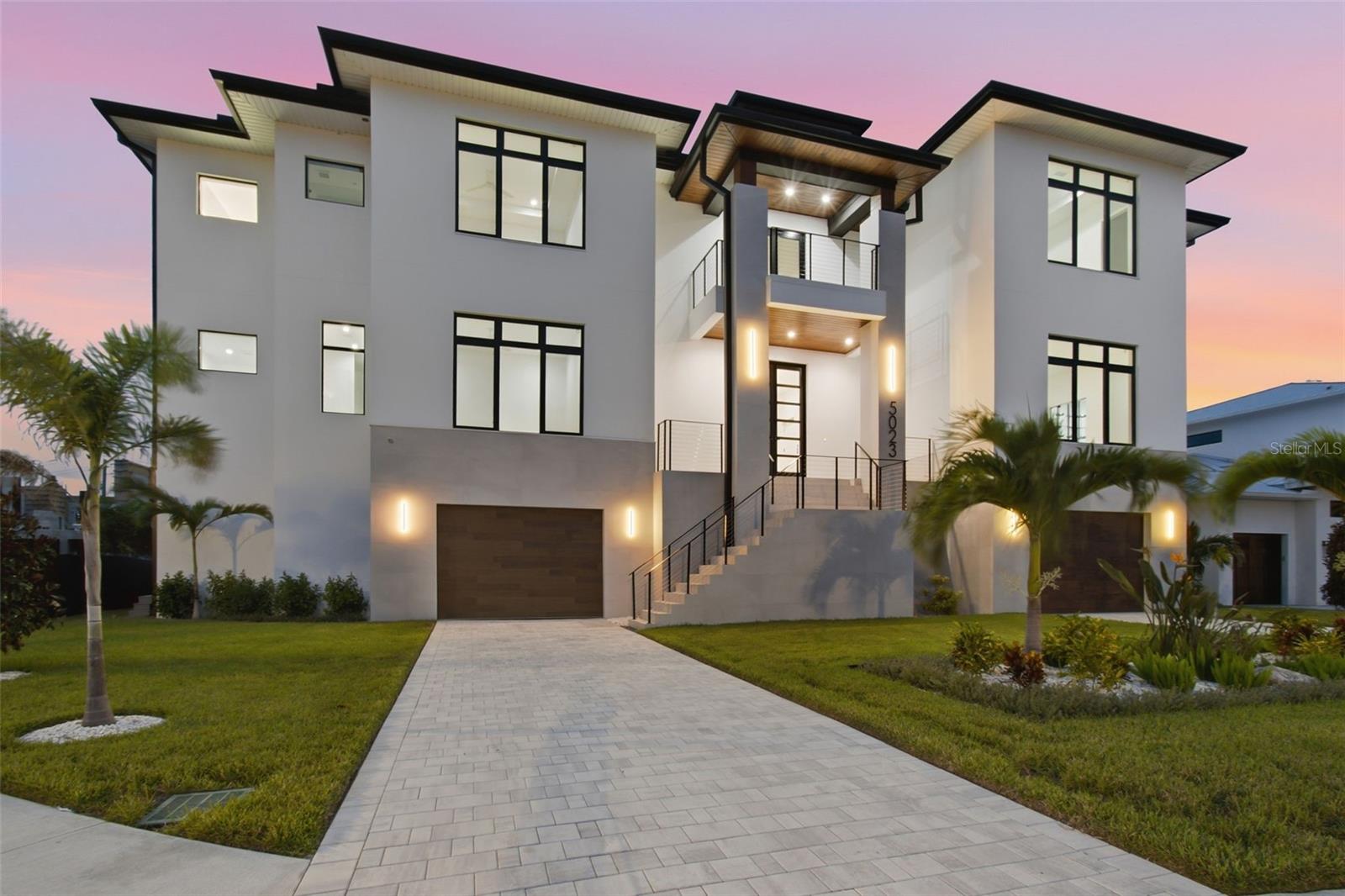 5023 W LEONA STREET, Tampa, FL 33629