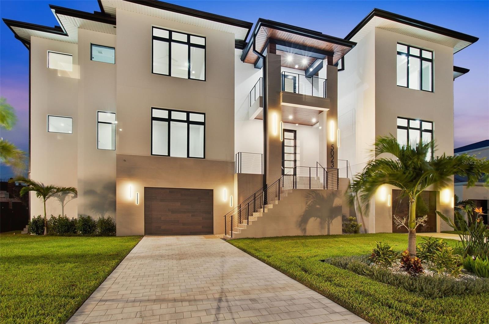 5023 W LEONA STREET, Tampa, FL 33629