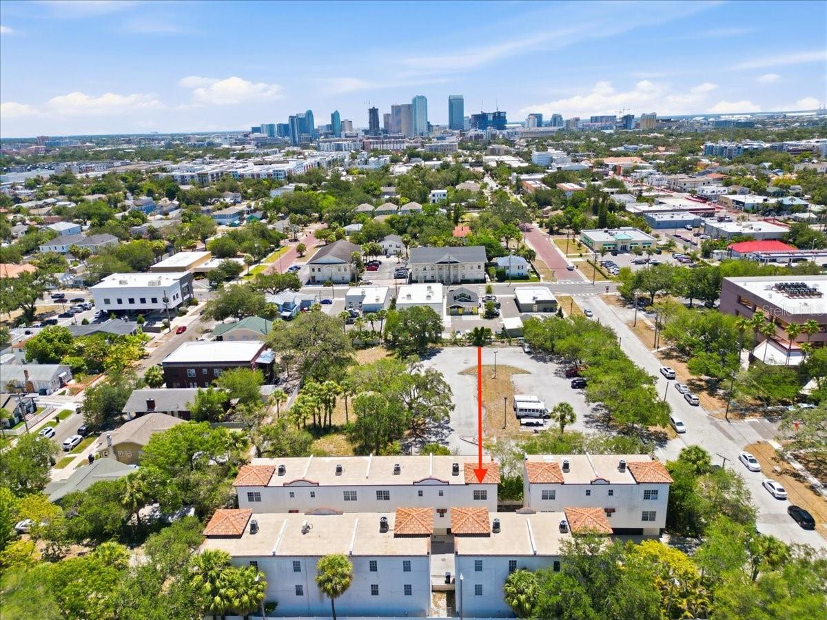 AMAZING LOCATION! NEAR BAYSHORE, HYDE PARK, ARMATURE, WILLAS, BUDDY BREW- ETC!