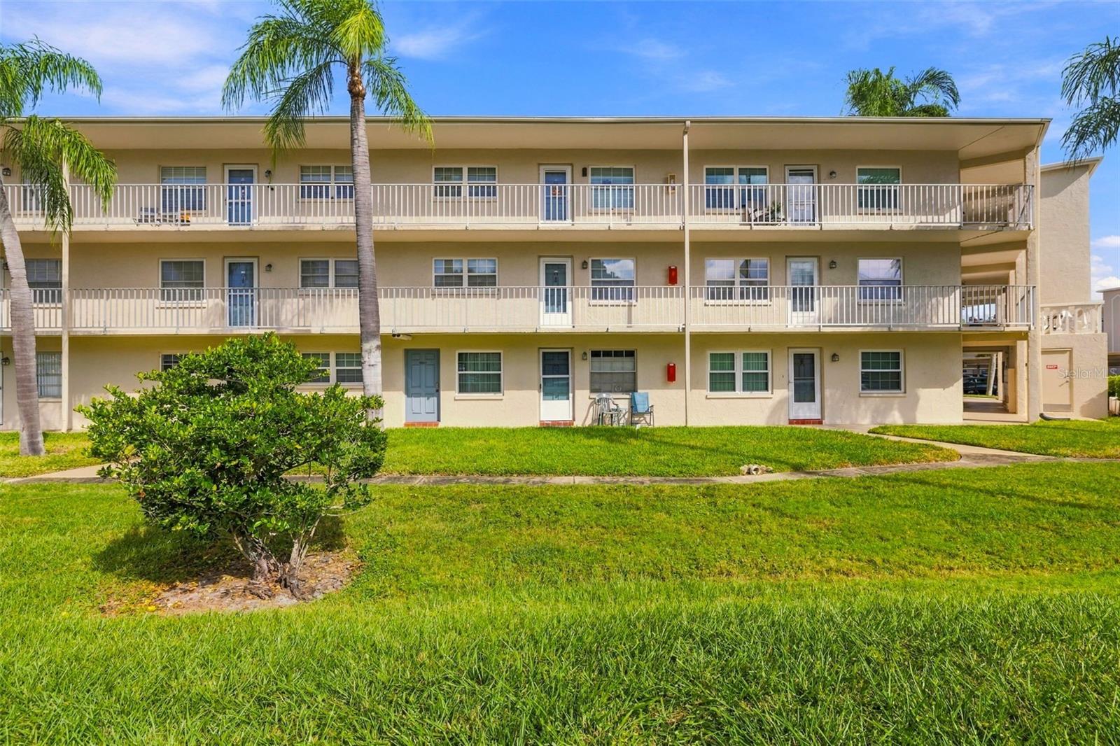 960 VIRGINIA STREET, #206, Dunedin, FL 34698 960 VIRGINIA STREET, #206, Dunedin, FL 34698