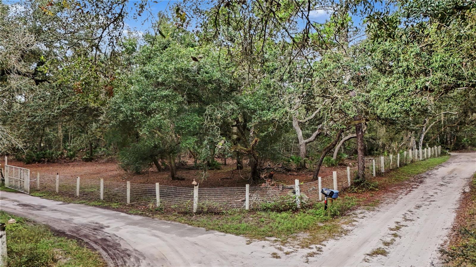 34192 OAK HAMMOCK DRIVE, Dade City, FL 33523 34192 OAK HAMMOCK DRIVE, Dade City, FL 33523