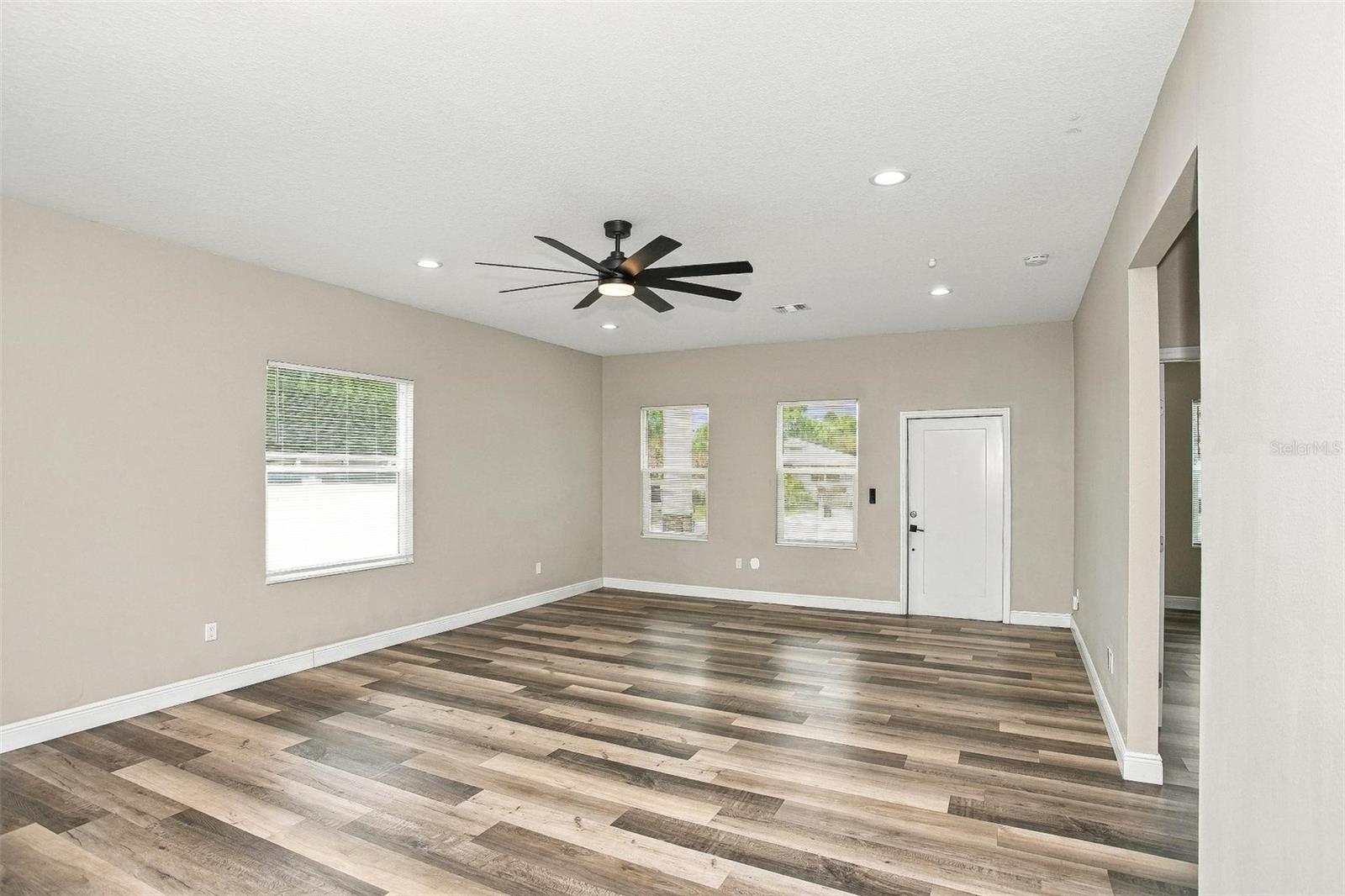 3027 UNION STREET N, St Petersburg, FL 33713