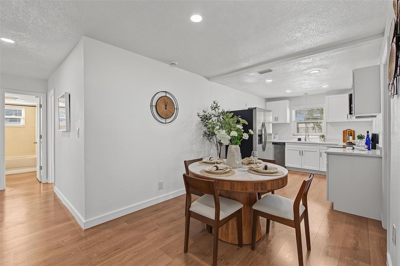 1834 NEW HAMPSHIRE AVENUE NE, St Petersburg, FL 33703