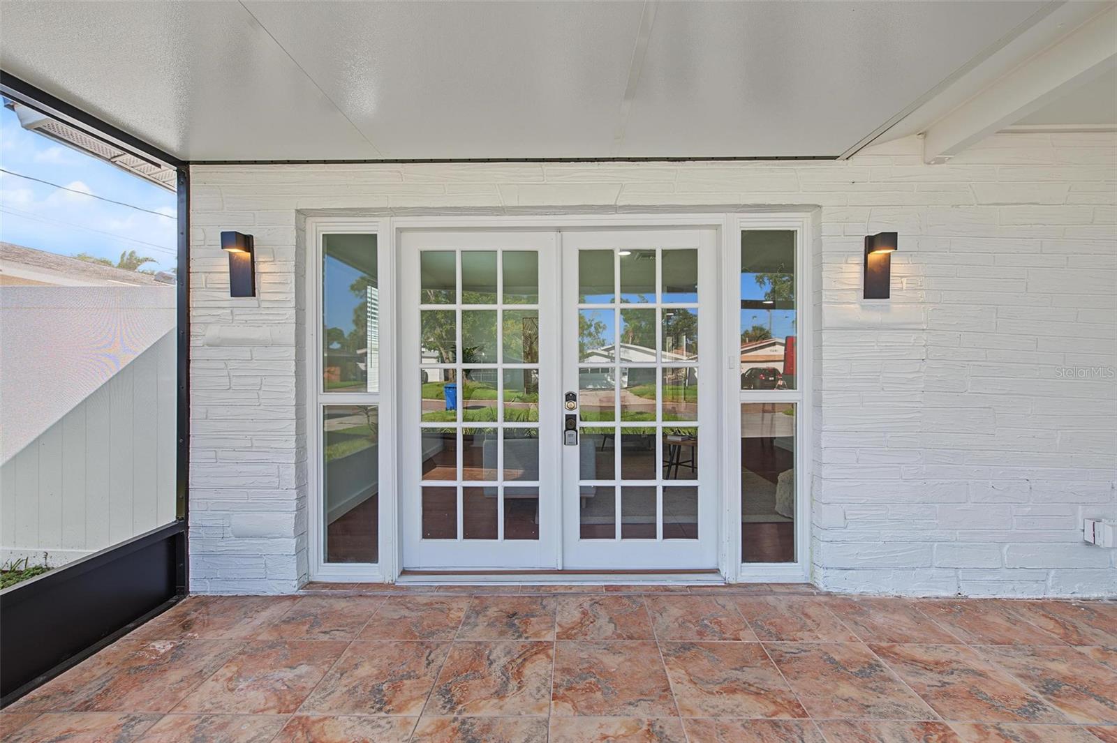 1834 NEW HAMPSHIRE AVENUE NE, St Petersburg, FL 33703