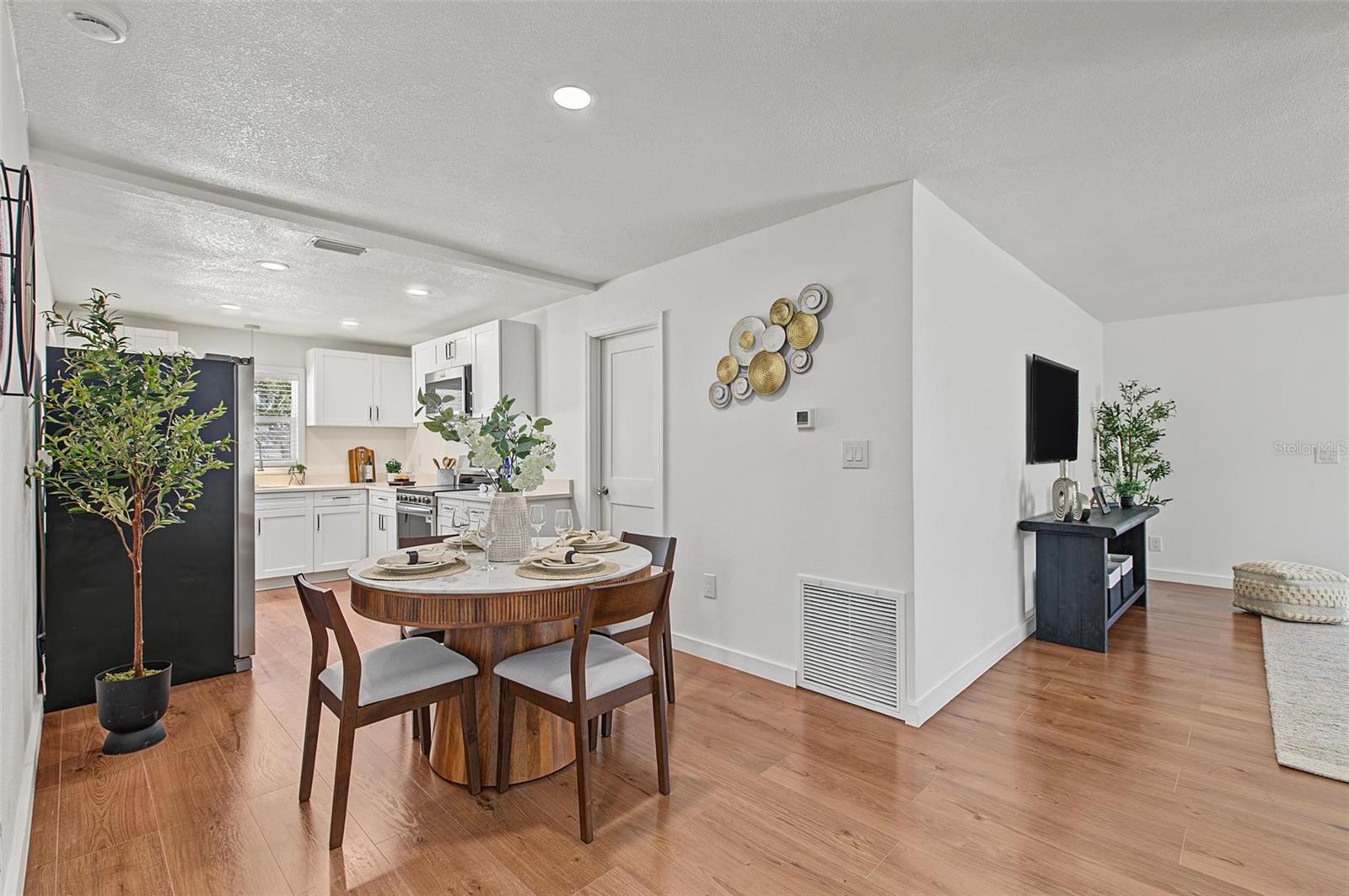 1834 NEW HAMPSHIRE AVENUE NE, St Petersburg, FL 33703