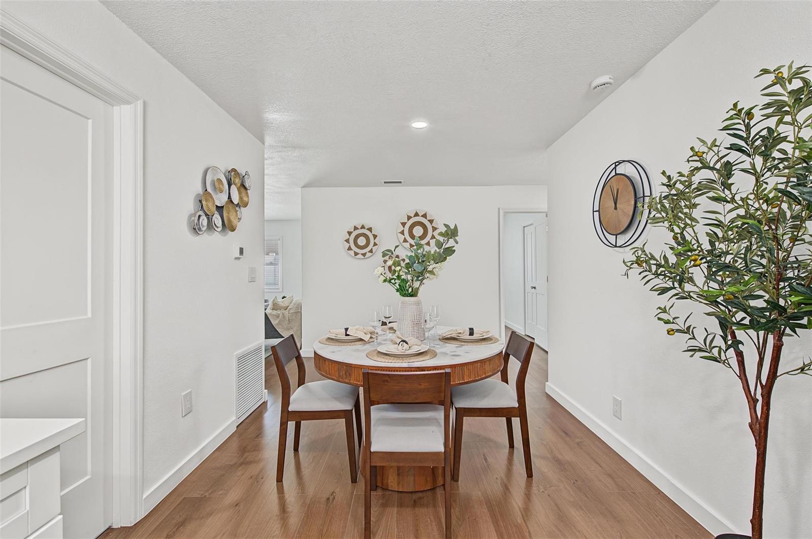 1834 NEW HAMPSHIRE AVENUE NE, St Petersburg, FL 33703