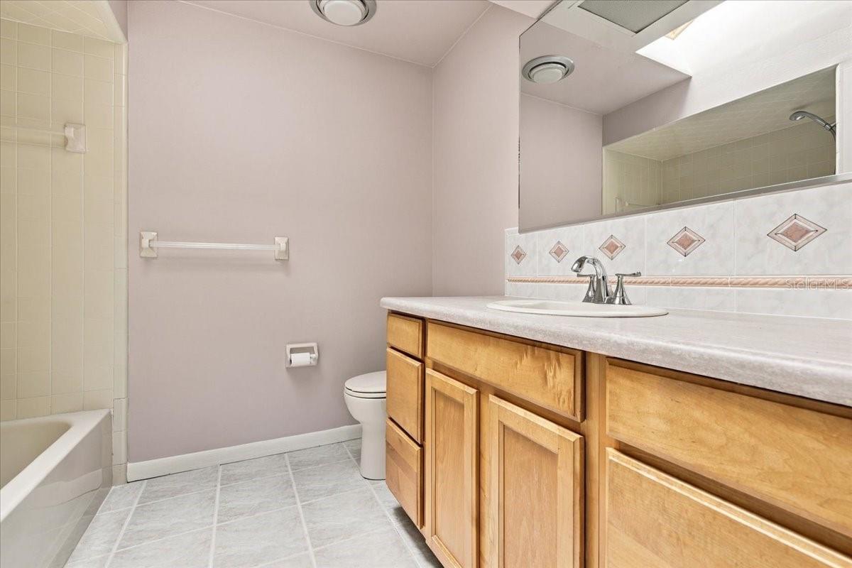 57 JAMAICA STREET, Homosassa, FL 34446