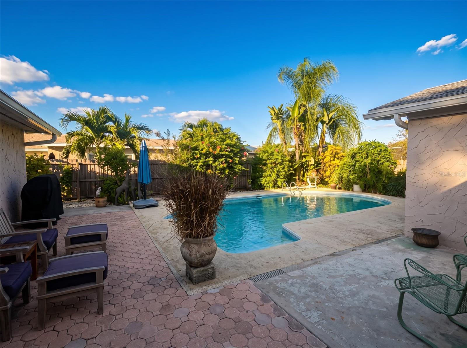 12823 89TH AVENUE, Seminole, FL 33776