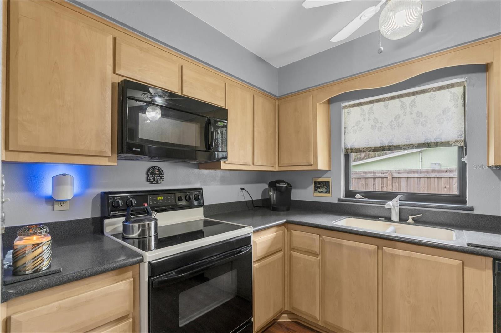 2458 17TH AVENUE N, St Petersburg, FL 33713
