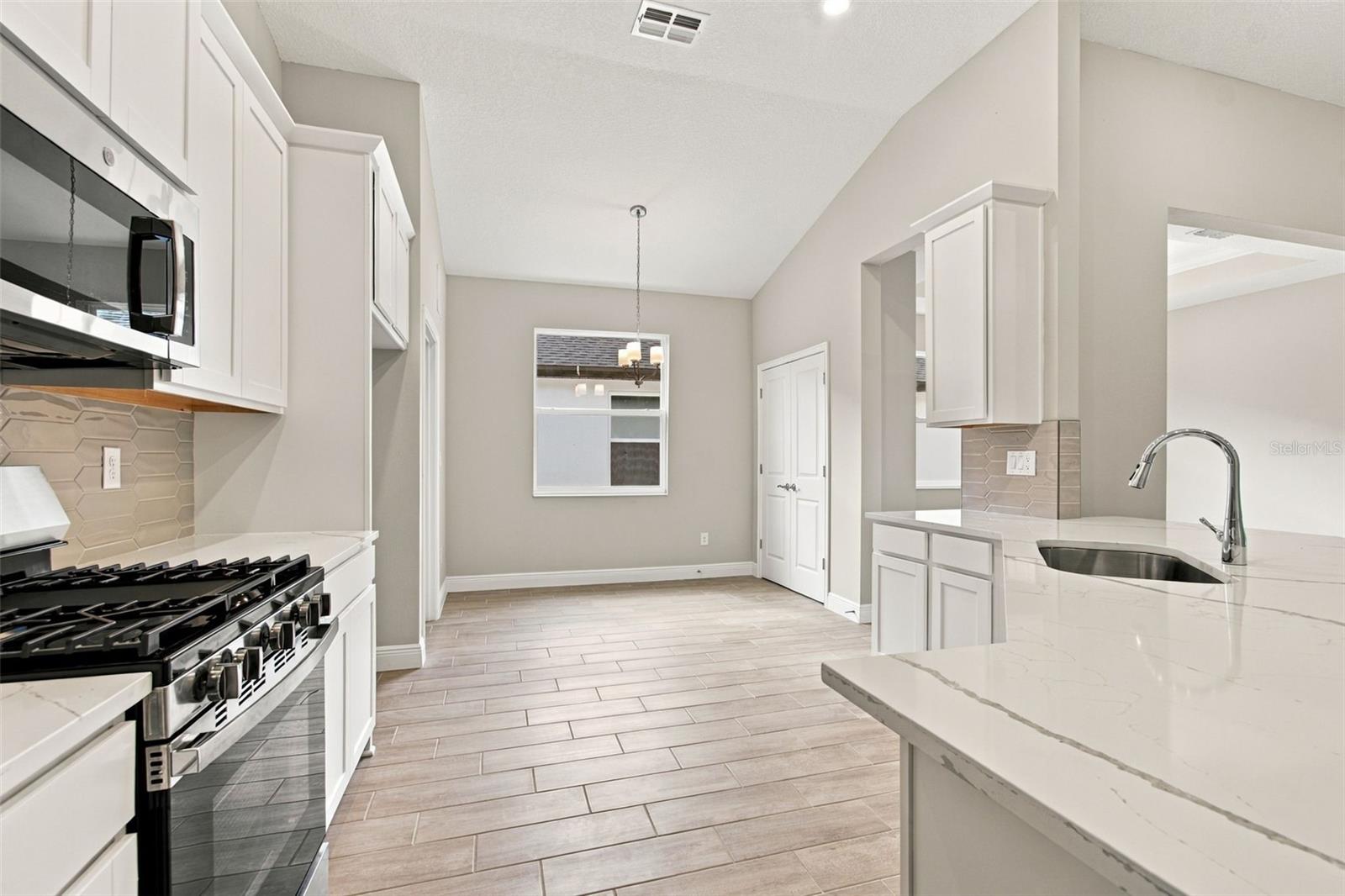 19461 FOREST GARDEN COURT, Brooksville, FL 34601