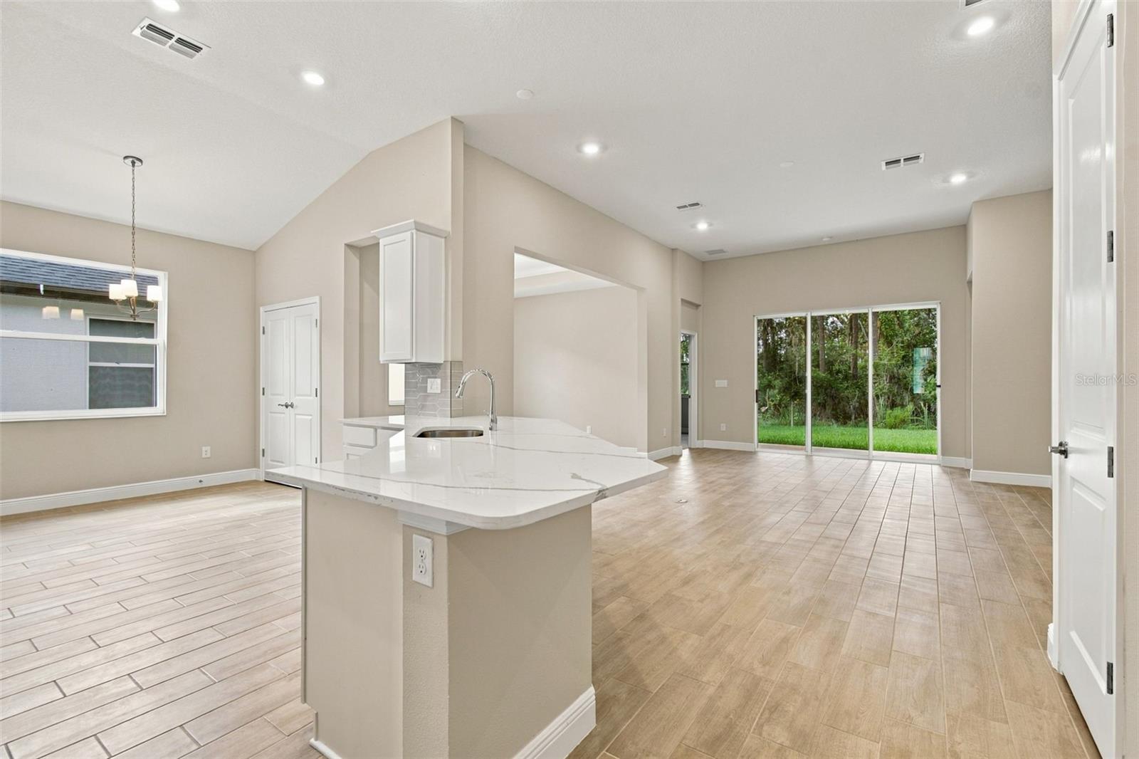 19461 FOREST GARDEN COURT, Brooksville, FL 34601