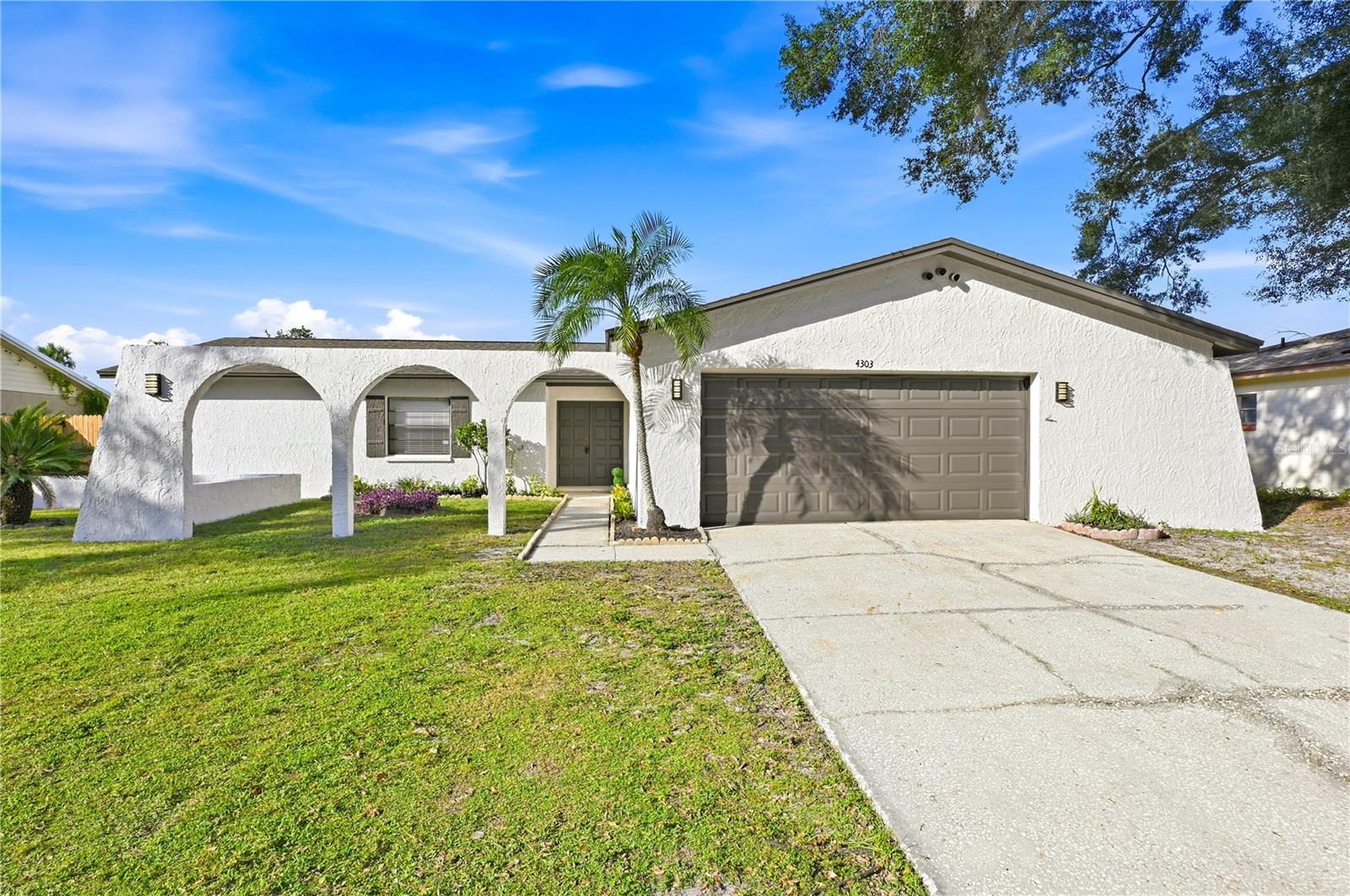 4303 HOLLOW HILL DRIVE, Tampa, FL 33624