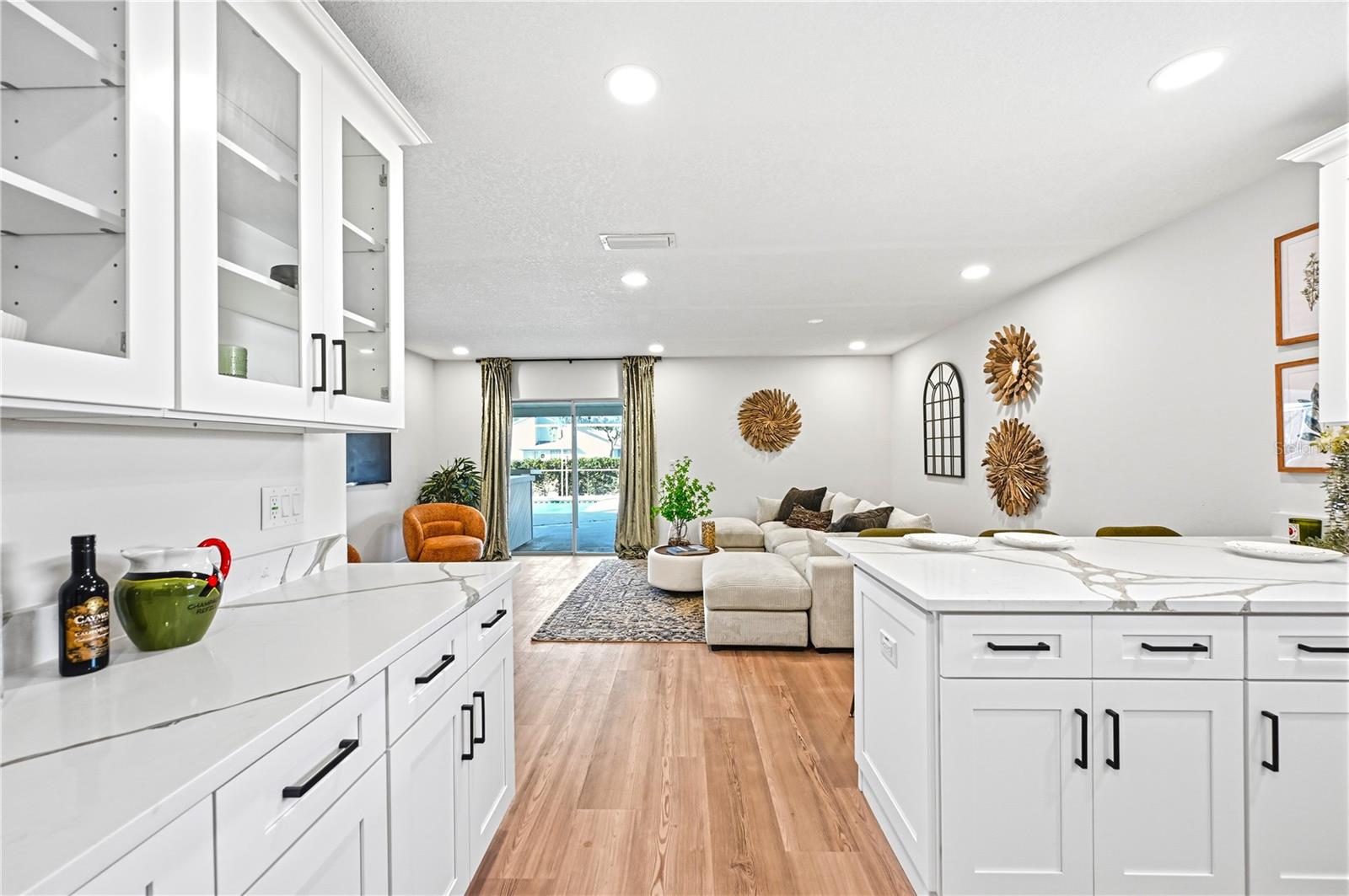 4303 HOLLOW HILL DRIVE, Tampa, FL 33624 4303 HOLLOW HILL DRIVE, Tampa, FL 33624
