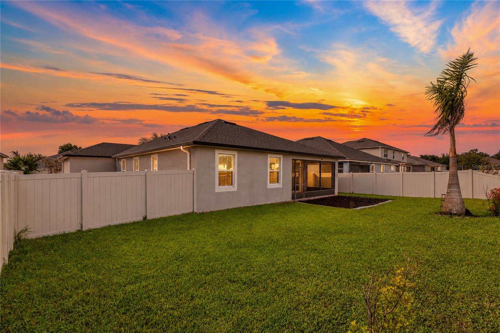 1007 LEE SHORE STREET, Valrico, FL 33594