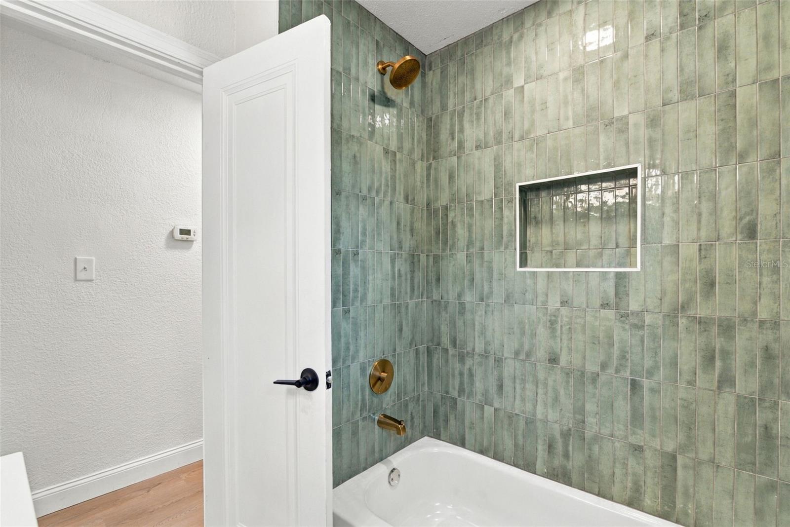 7313 6TH AVENUE N, St Petersburg, FL 33710