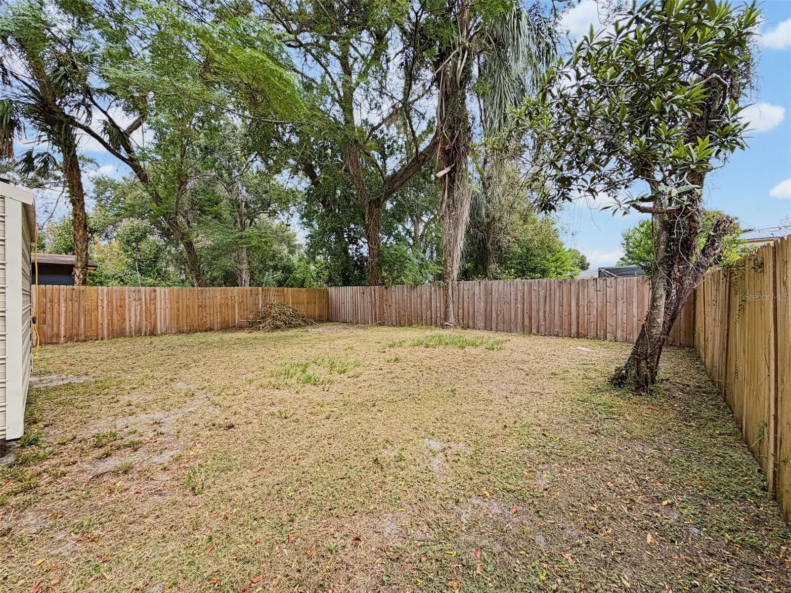 5909 N 15TH ST, Tampa, FL 33610