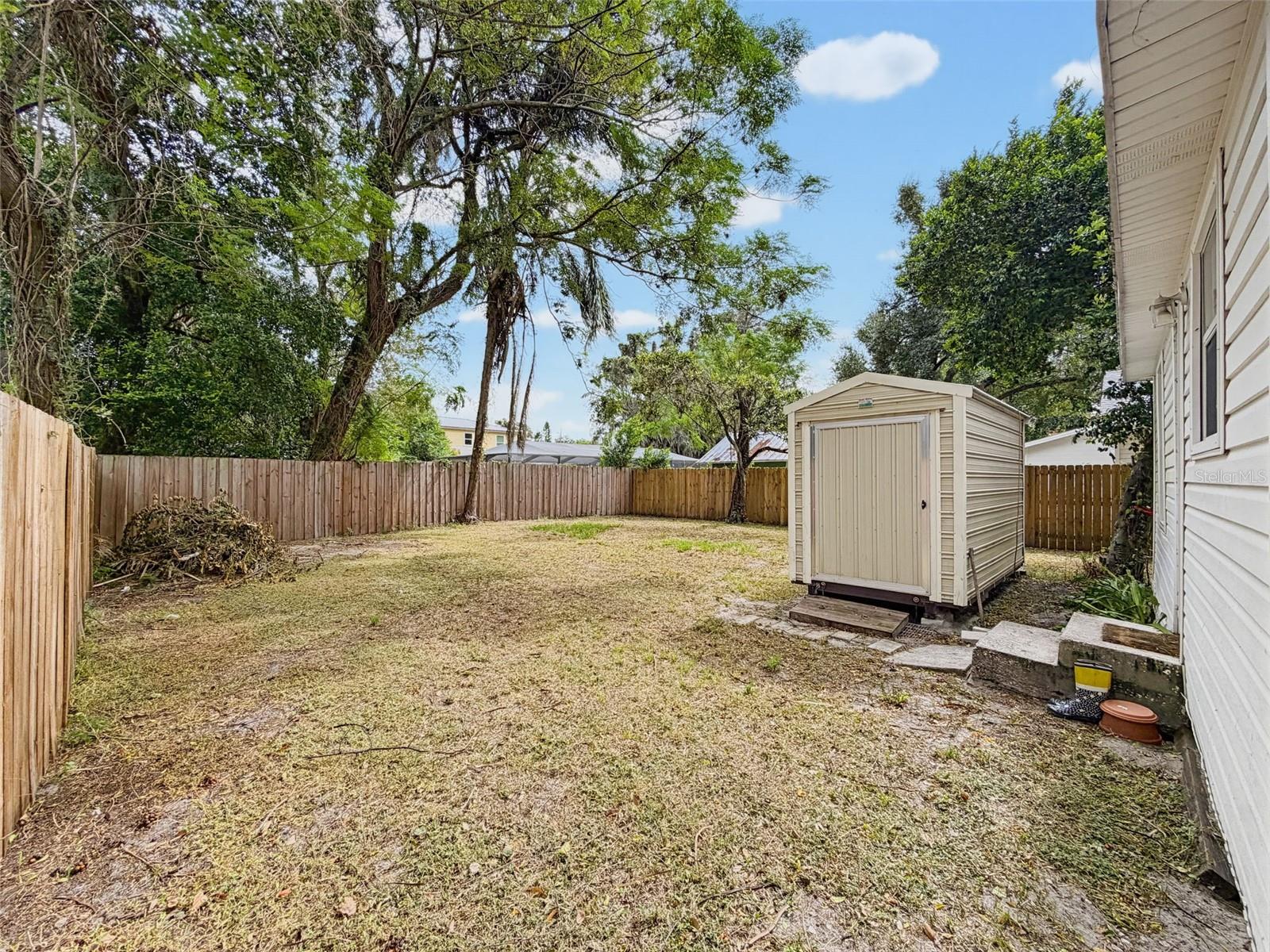 5909 N 15TH ST, Tampa, FL 33610