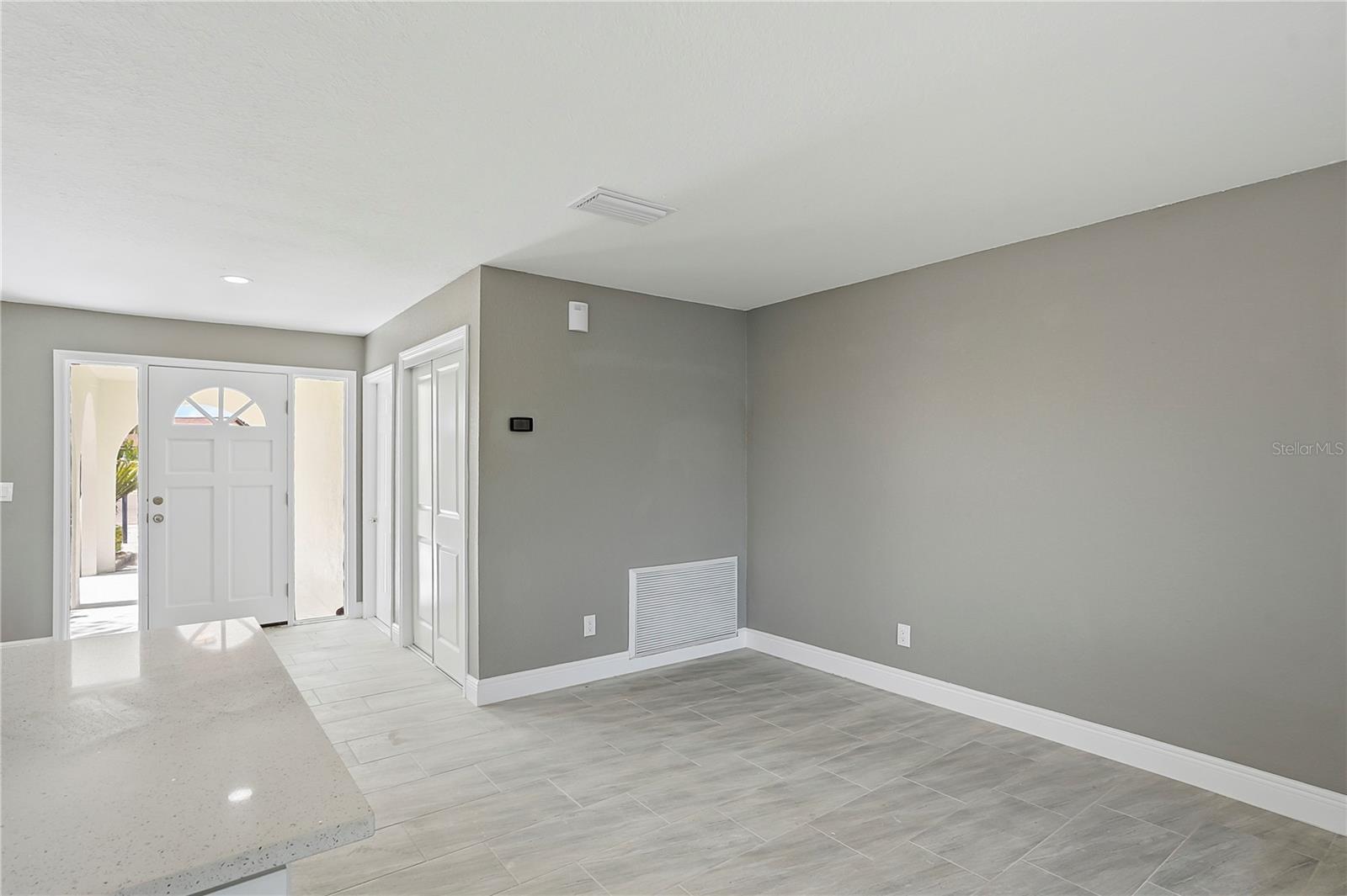 6533 SENEGAL PALM WAY, Apollo Beach, FL 33572